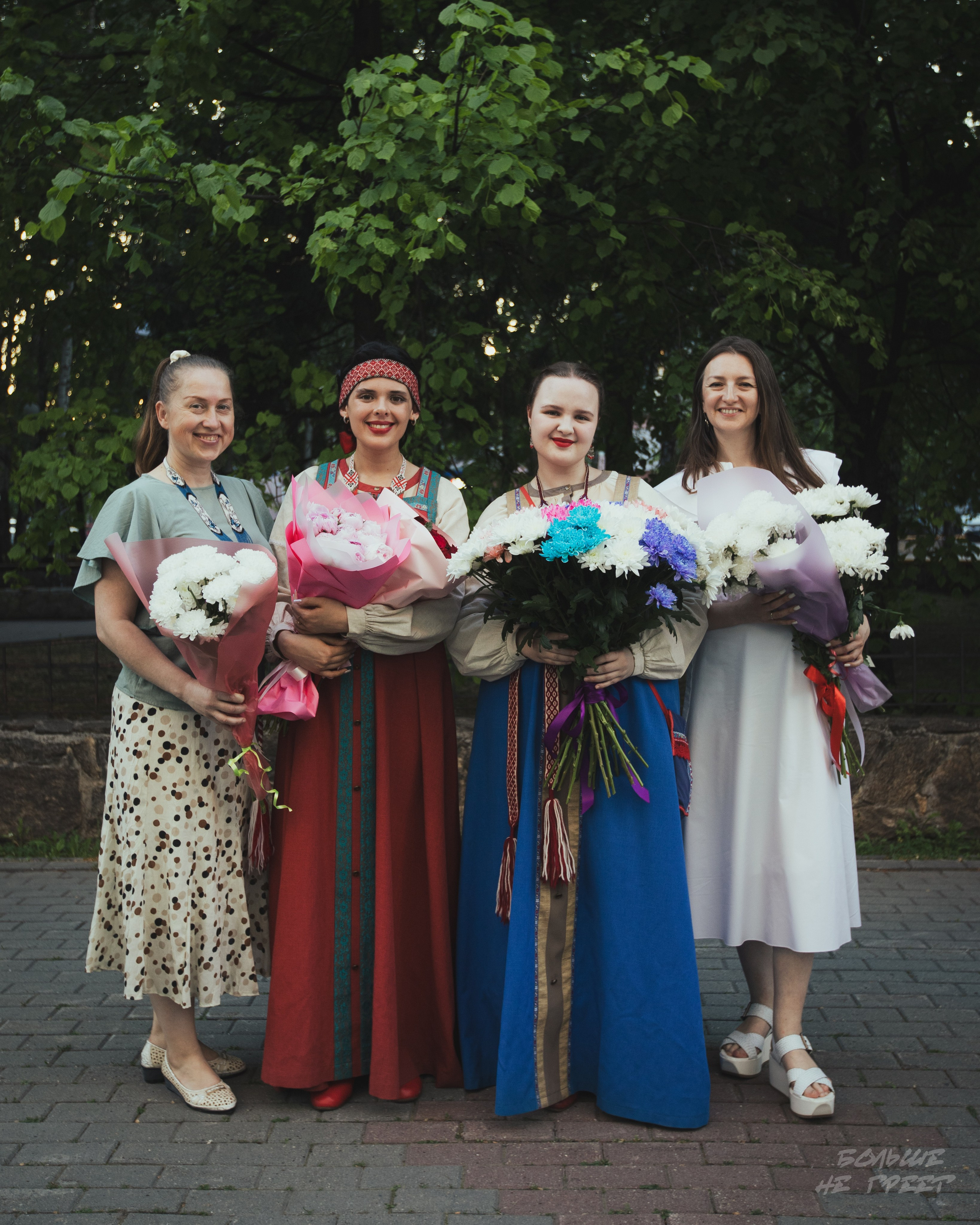 Отчетный концерт фольклорного ансамбля «Радовесъ». Больше не греет