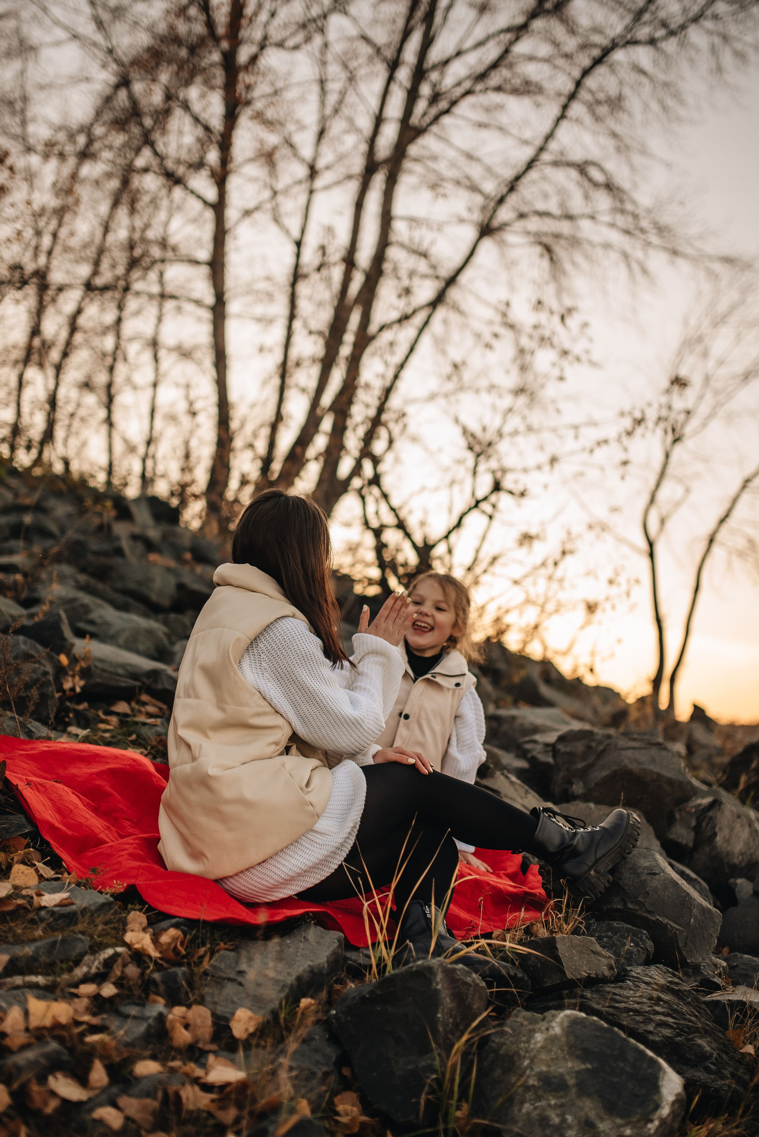 Катя и Варя (маяк). Семейная фотосессия в Новосибирске от фотографа Ольги Коваль