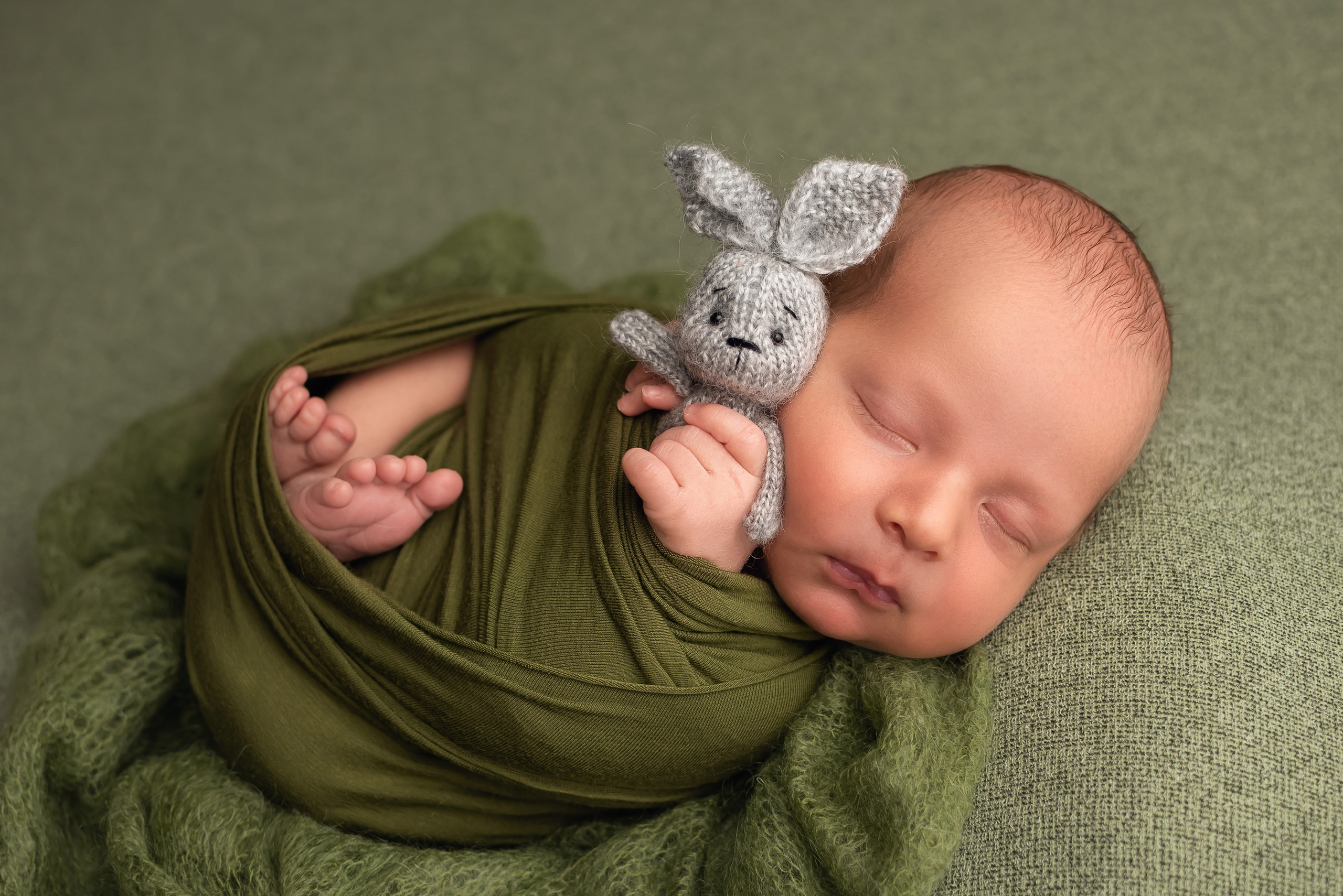 Новорождённые (в обмотках). Детский фотограф новорождённых в Минске Боровик Екатерина