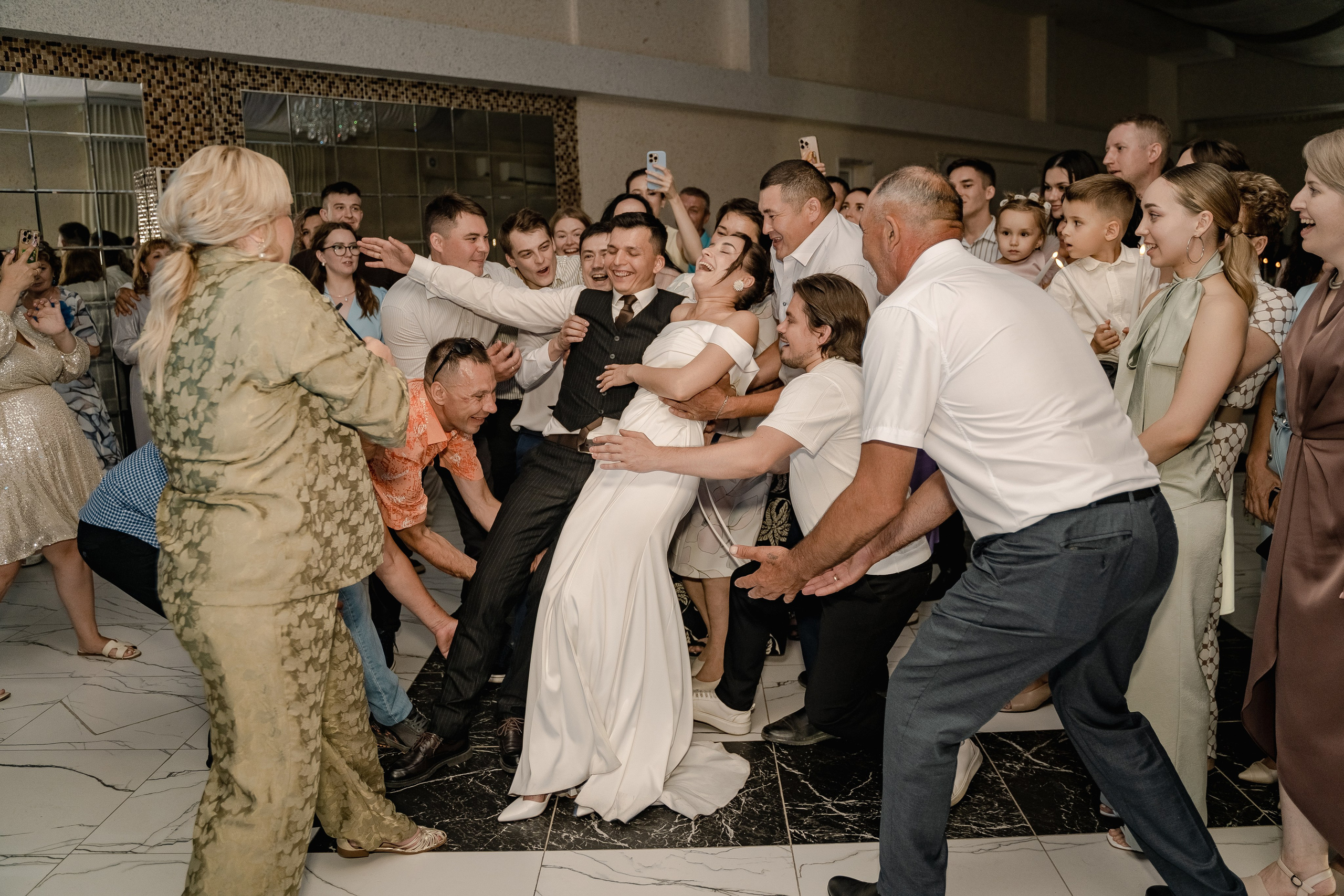 Артур и Лиана. Свадебный семейный фотограф Ксения Божко Уфа Раевка никах в Нарыстау