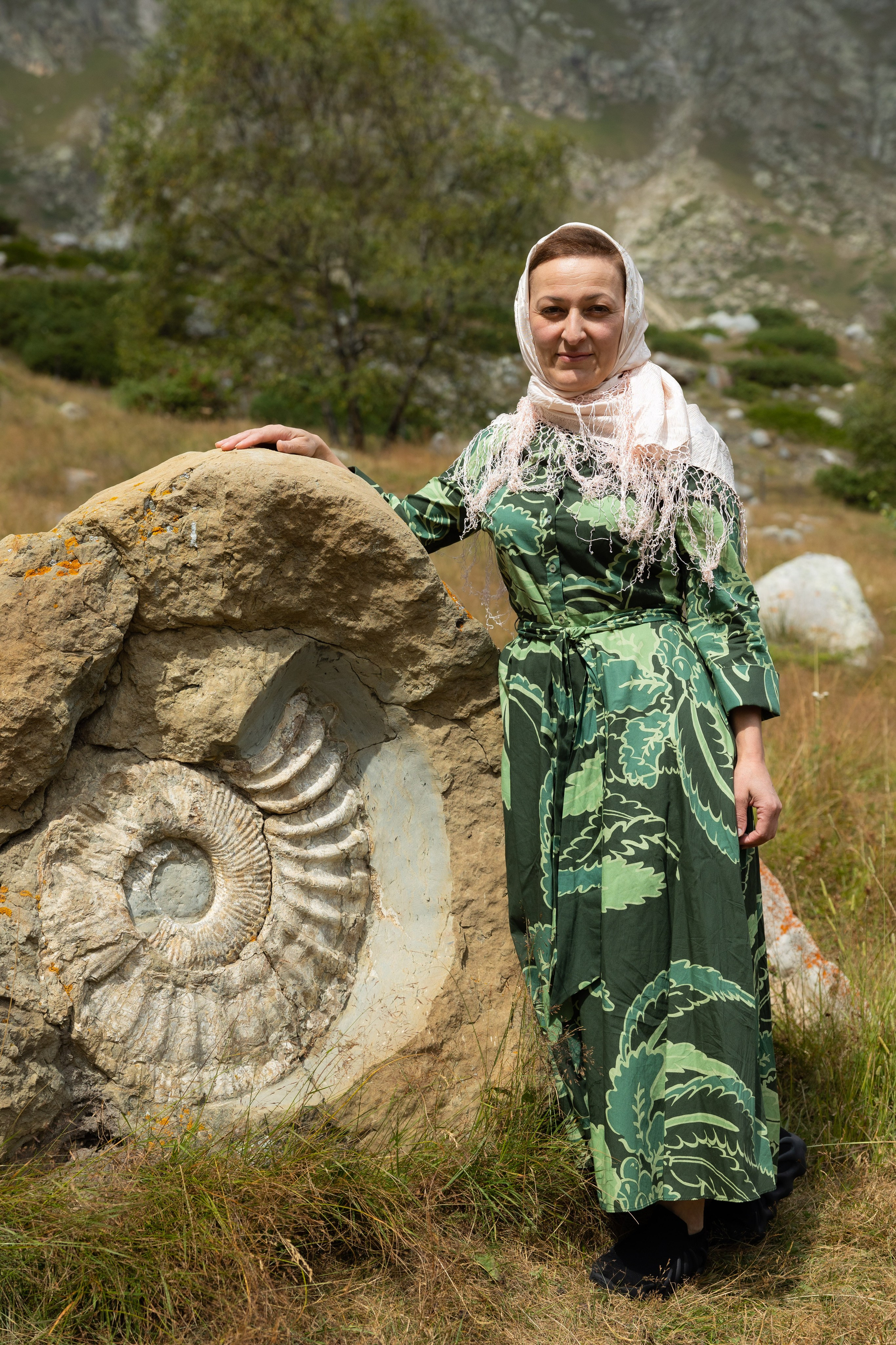 Женщины в Безенги, Черекский район, Кабардино-Балкарская Республика. Фотограф Красная Поляна — Сочи — Москва