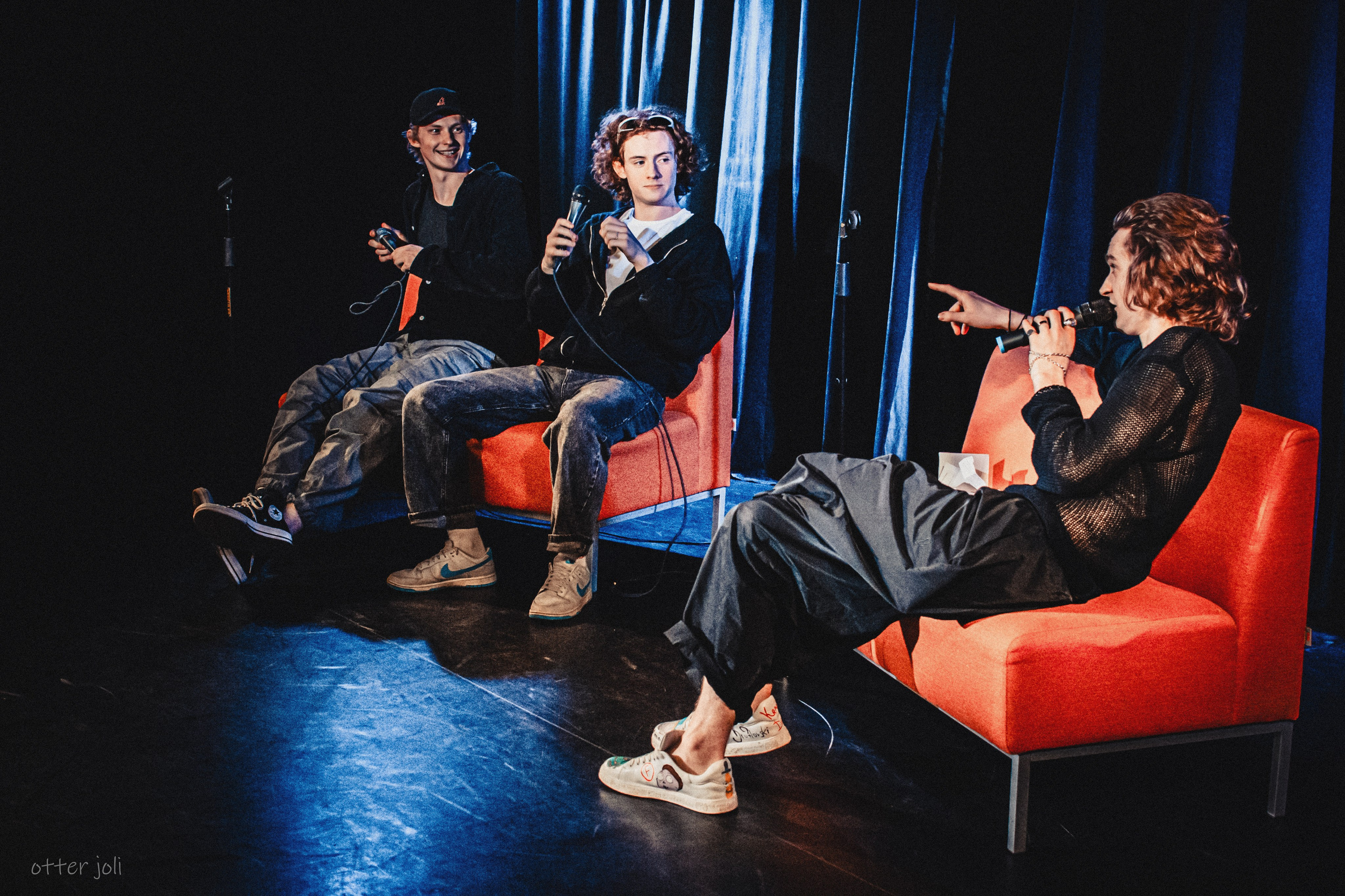 Квартирник «За пределами сюжета» | OFF-театр. Концертный репортёр Валерия Сафина