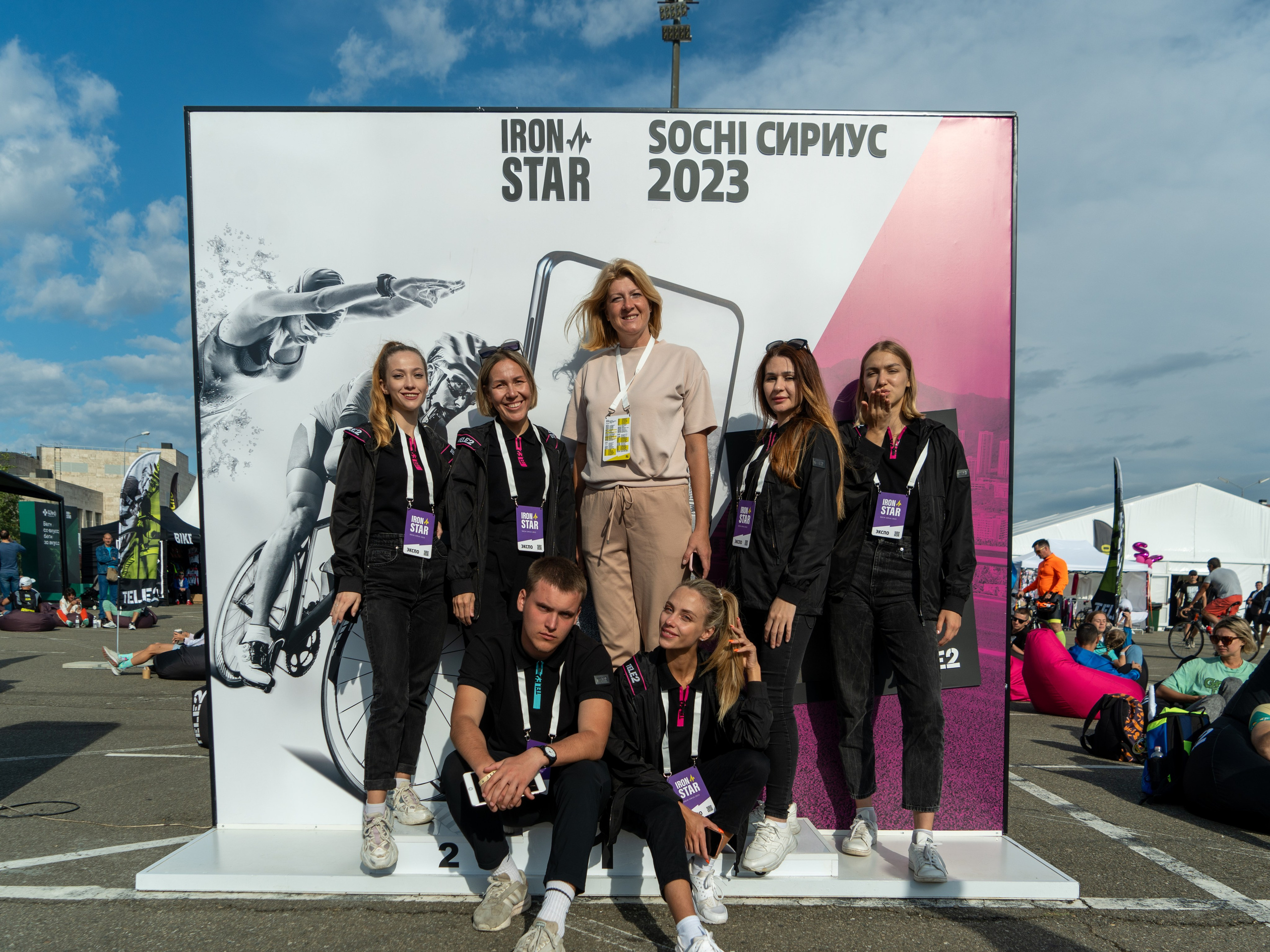 Фотоотчет партнерской интеграции для компании TELE2 на фестивале Ironstar. Репортажный фотограф в Красной Поляне и Сочи Павлюченко Екатерина