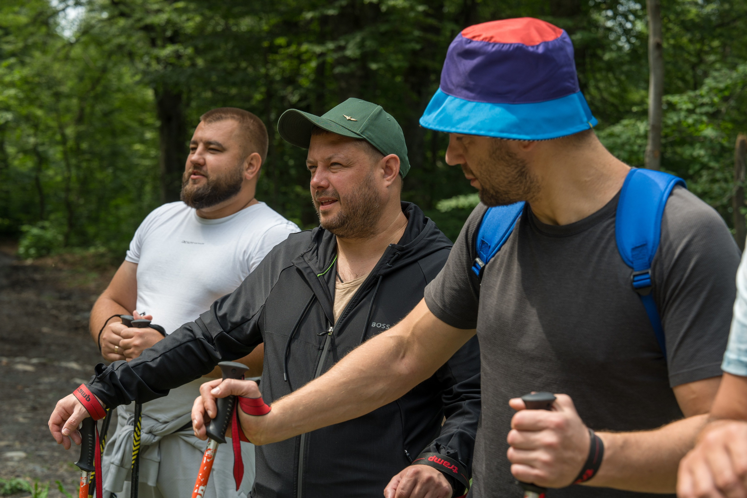 MICE мероприятие для компании «Доставка морем»: хайкинг к Ачипсинским водопадам. Репортажный фотограф в Красной Поляне и Сочи Павлюченко Екатерина