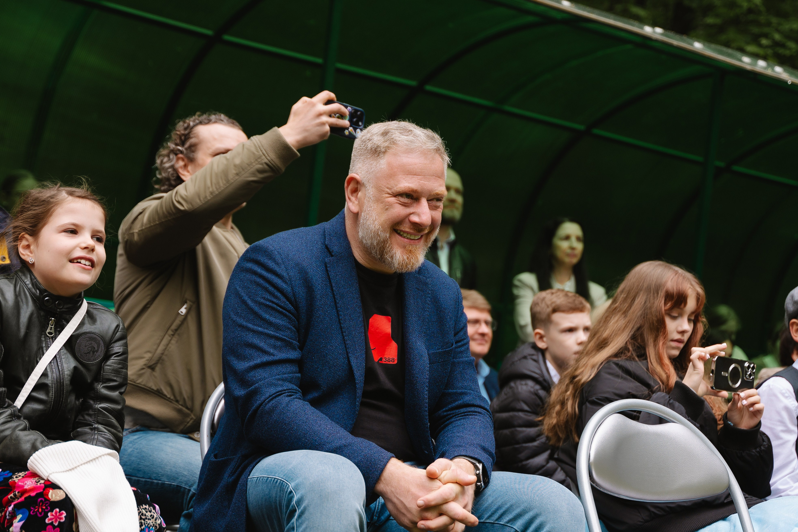 Академическая гимназия 11 класс|последний звонок. Фотограф — Ася Орехова