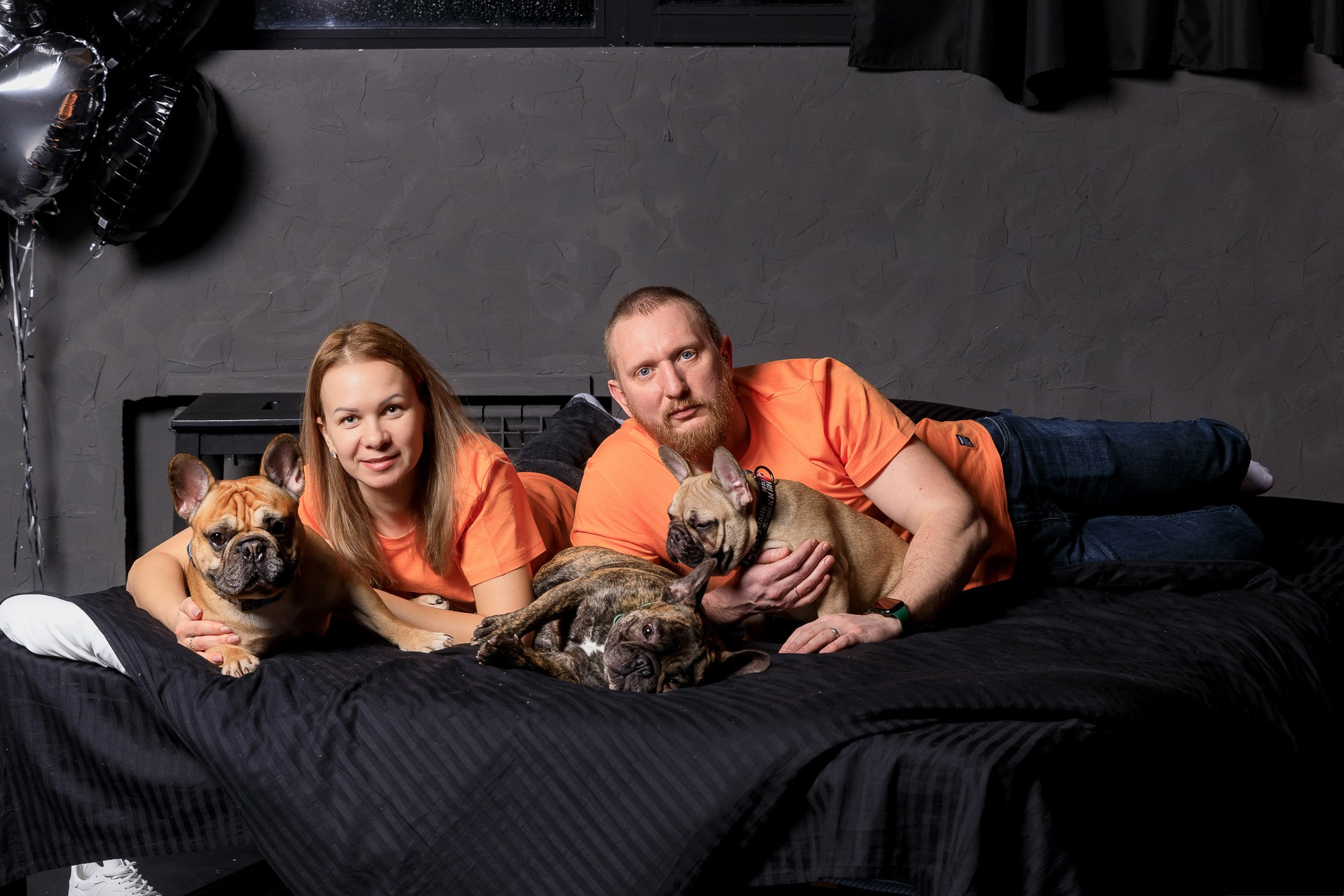 Семейная фотосессия с питомцами в студии. Фотограф в Саратове Ольга Мазлова