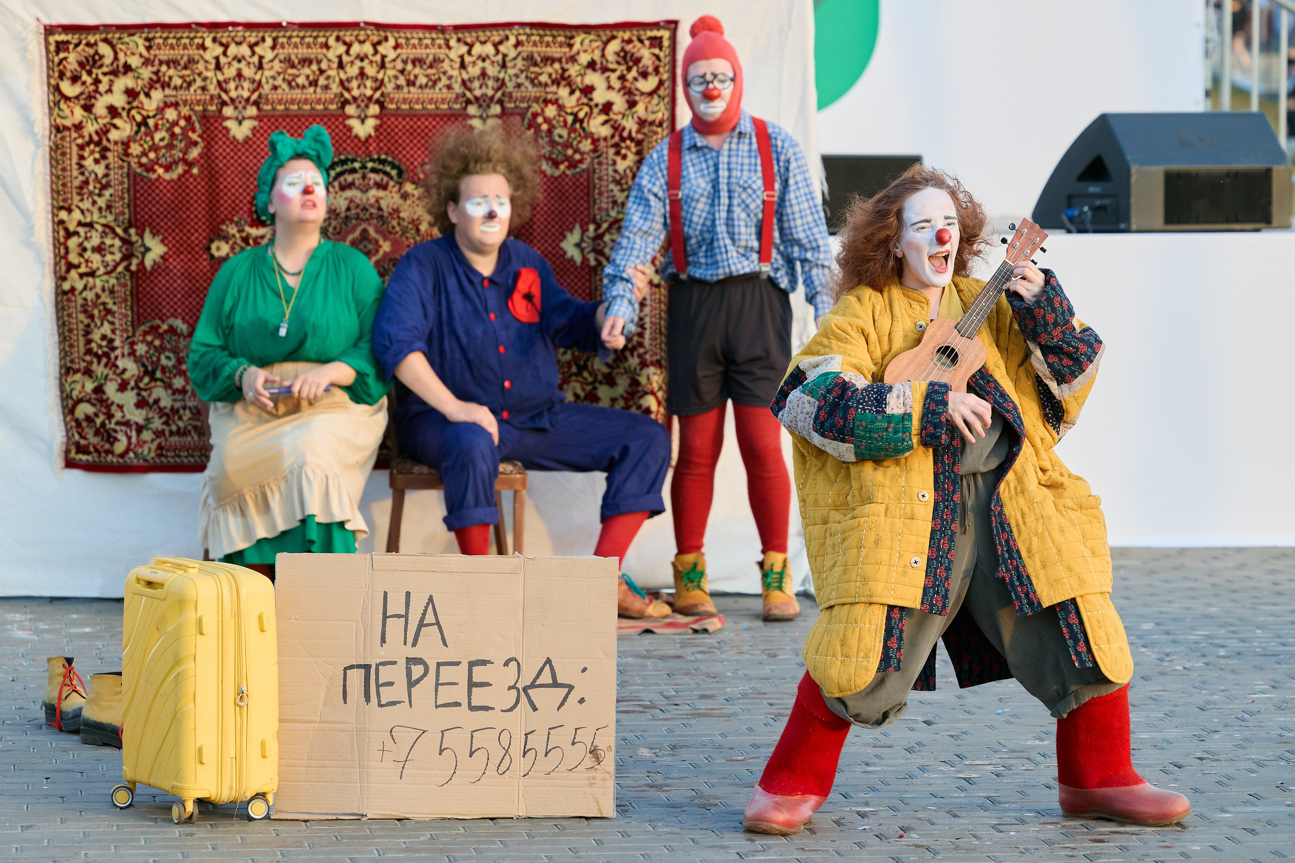 Фестиваль ЖИЗНЕЛЮБ. Мое имя Раиль. Я репортажный фотограф в Казани, так же мой любимый жанр — свадебный фотограф