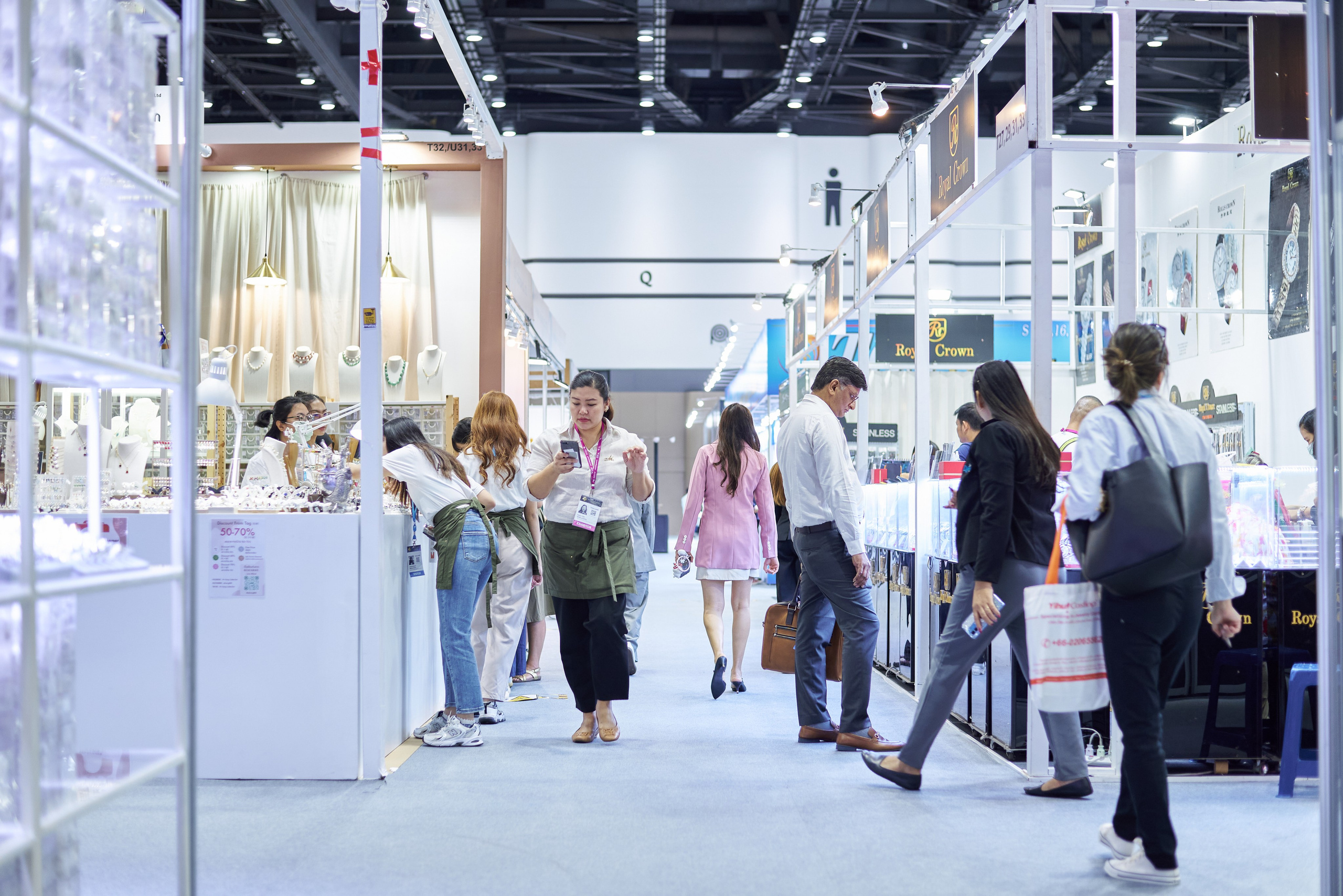 BANGKOK GEMS & JEWELRY FAIR. Photographer Bangkok — Pattaya | фотограф Бангкок — Паттайа