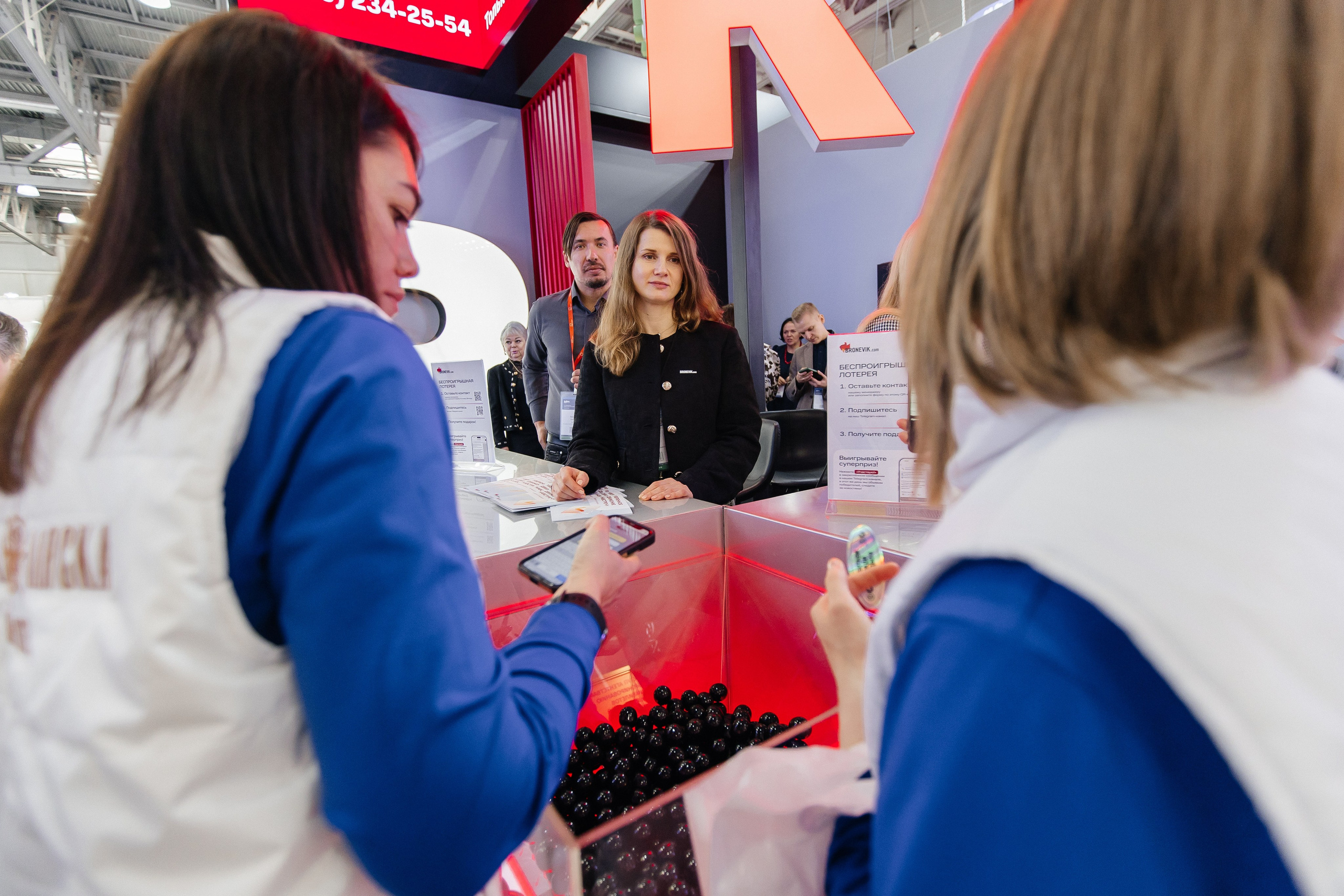 Международная выставка Bronevik.com. Five Media — репортажный фотограф Москва | Мск