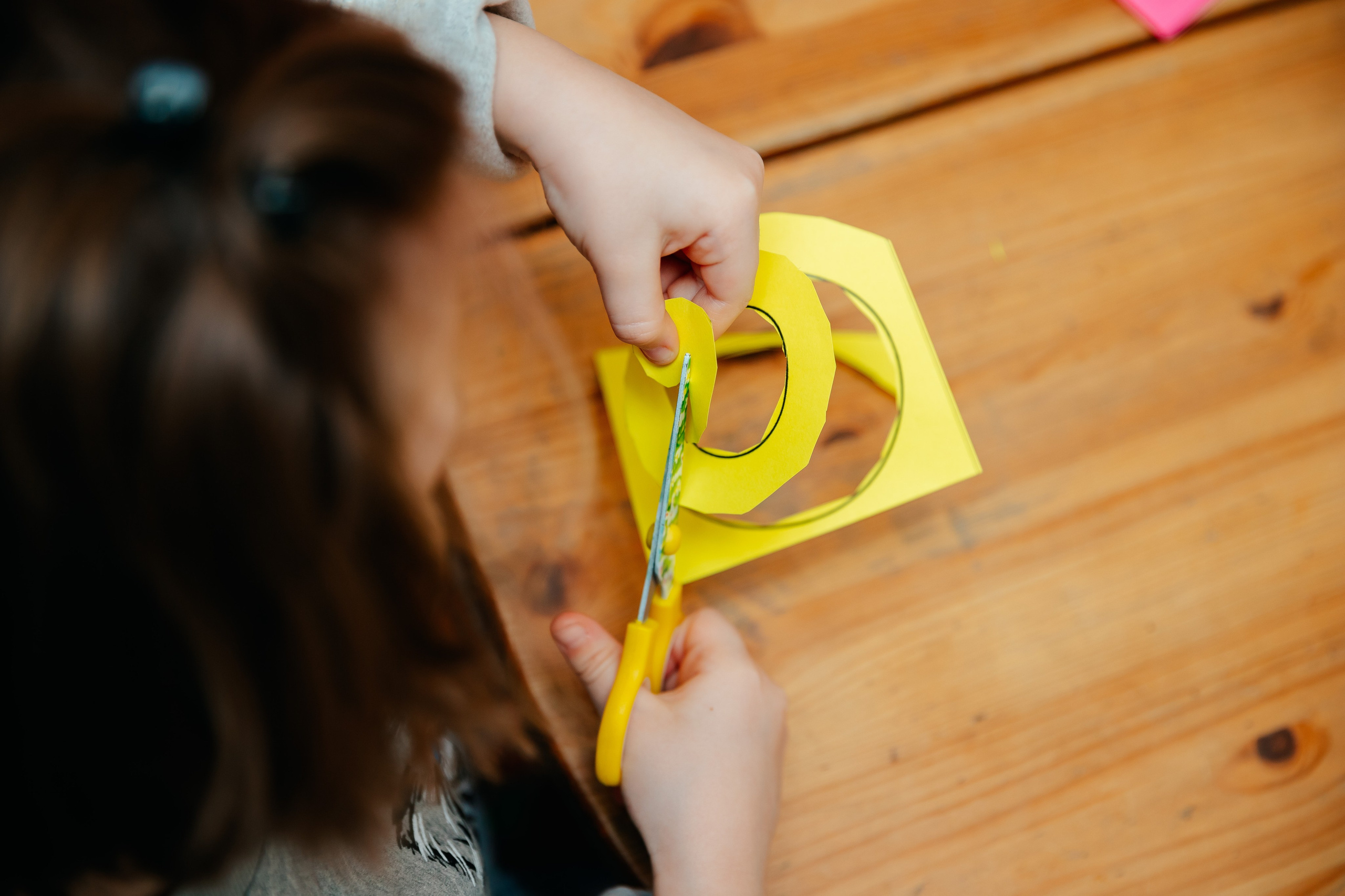 8 марта в Монтессори-саду. Семейный lifestyle фотограф в Санкт-Петербурге Людмила Пахомова