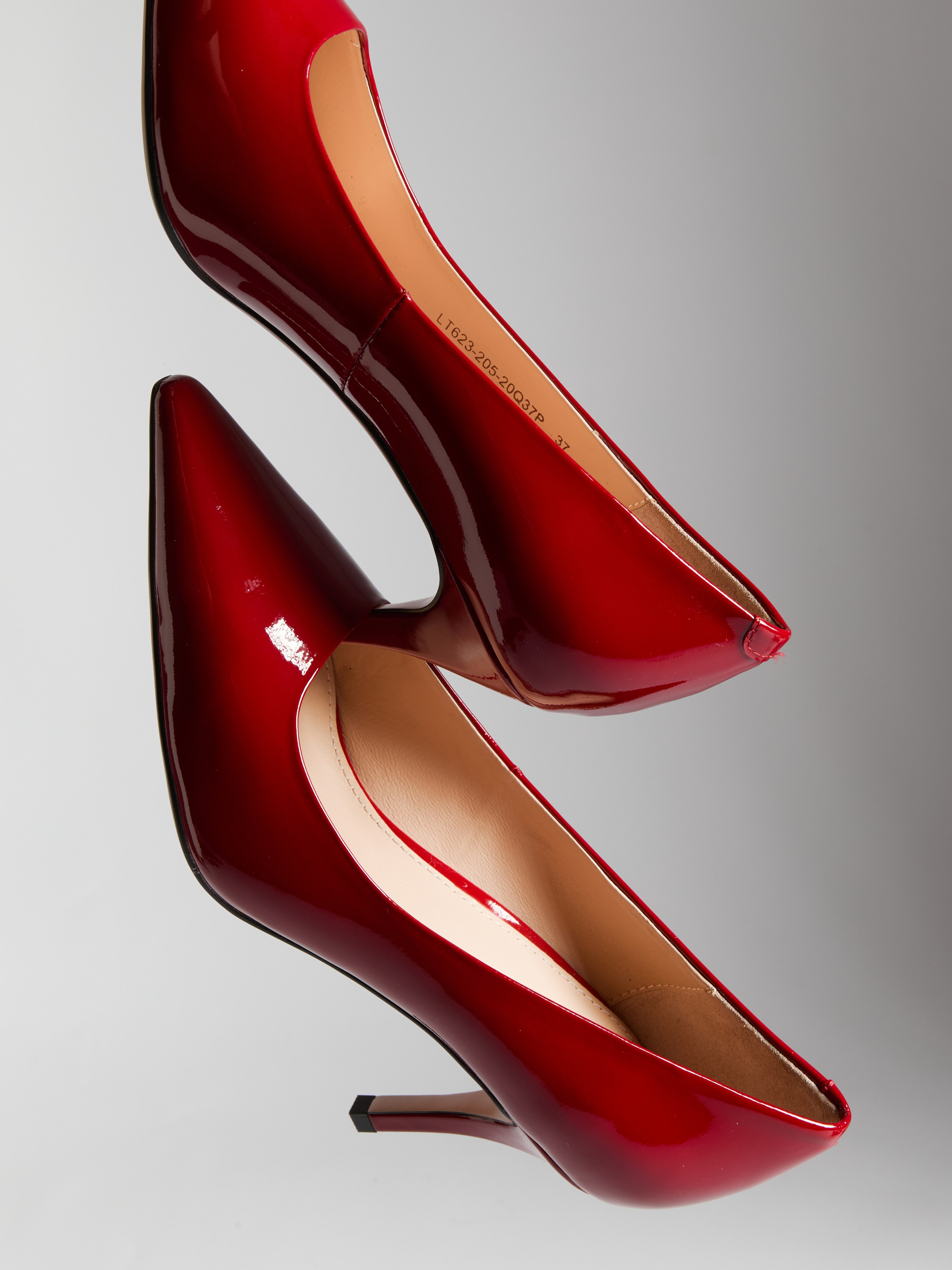 Предметный фотограф в Москве Евгений Шубин