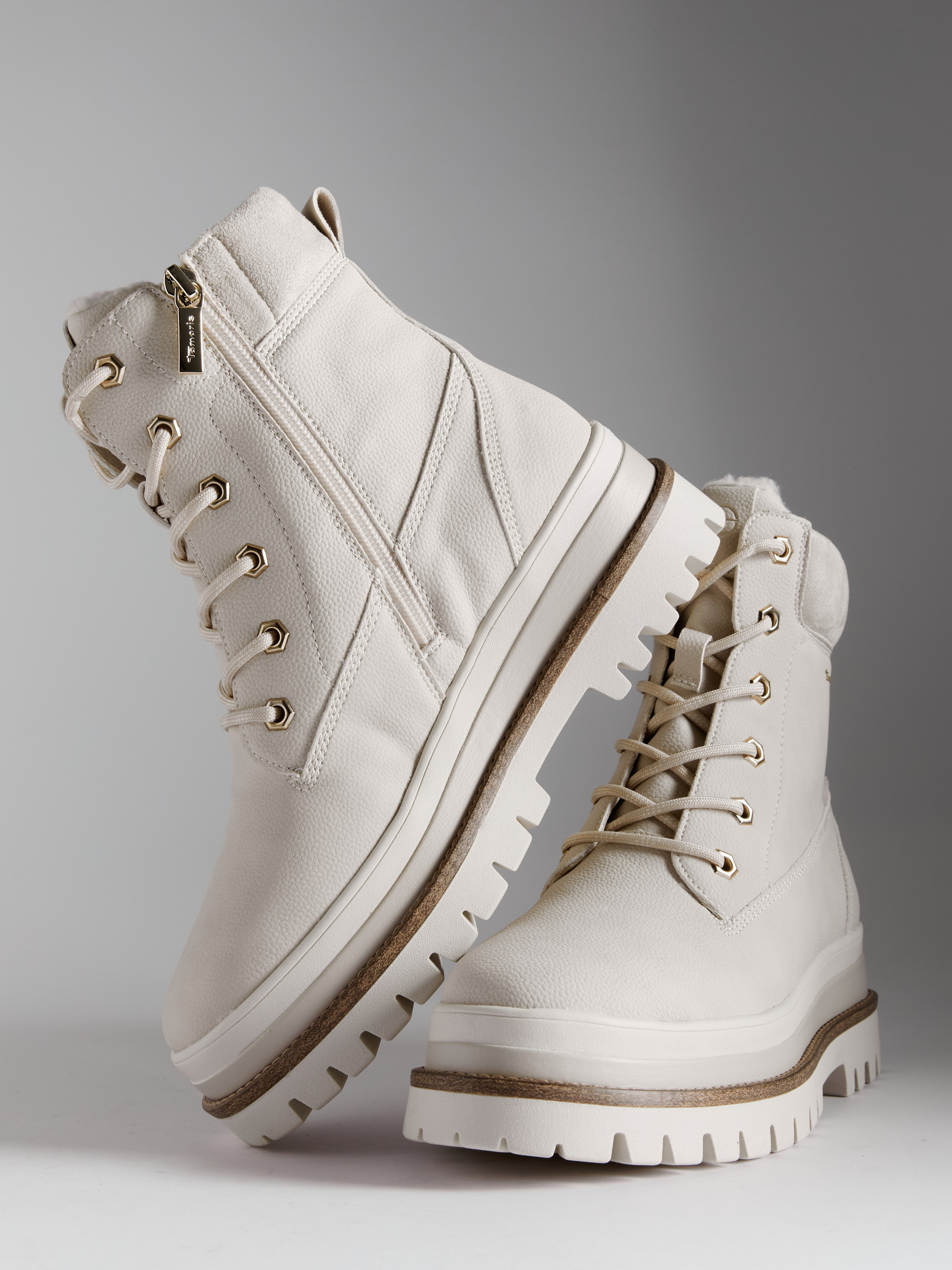 Предметный фотограф в Москве Евгений Шубин