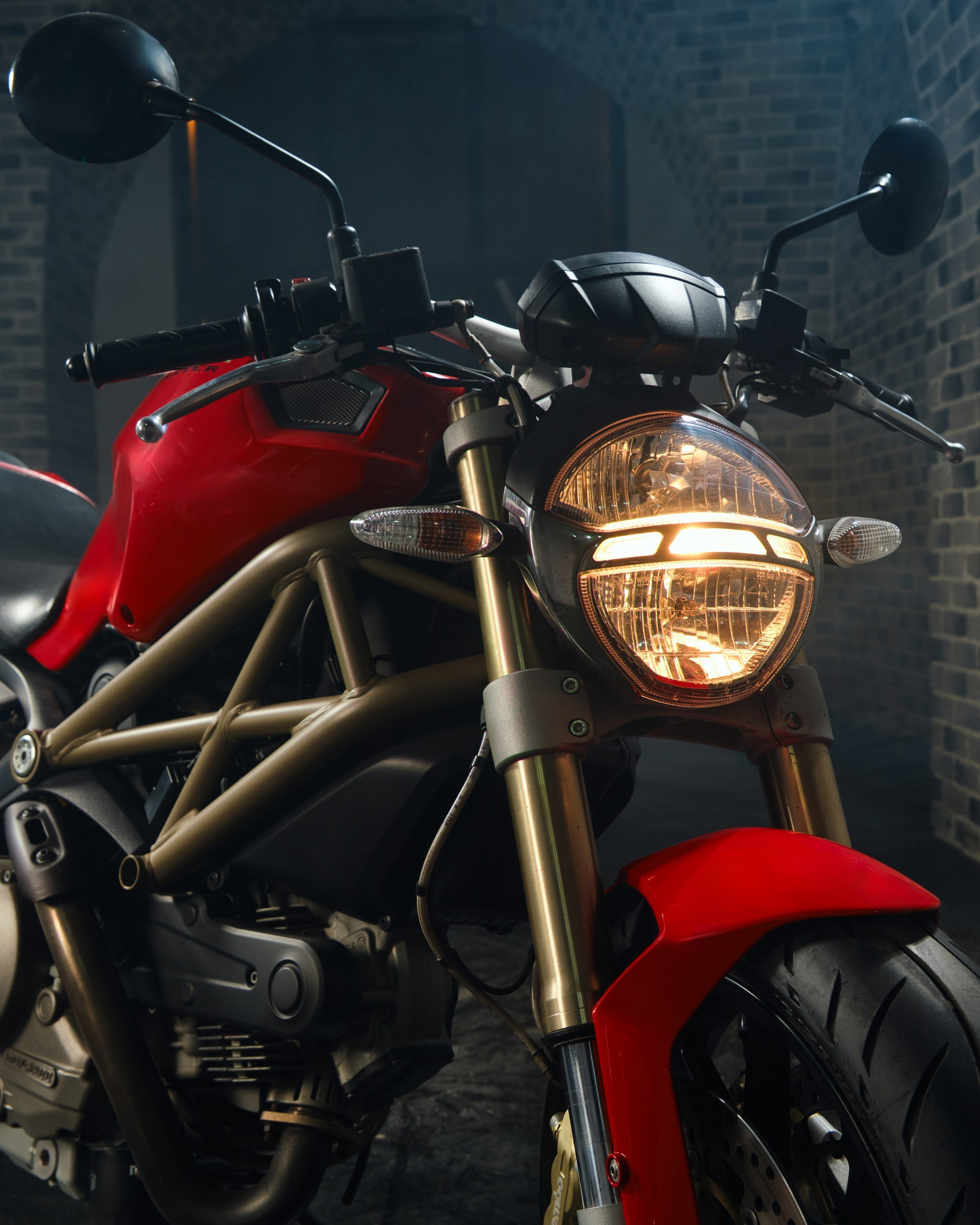 Фотосъемка для мотоблогера Сергея Кузнецова. Профессиональный фотограф в Москве — Максим Дьяконов