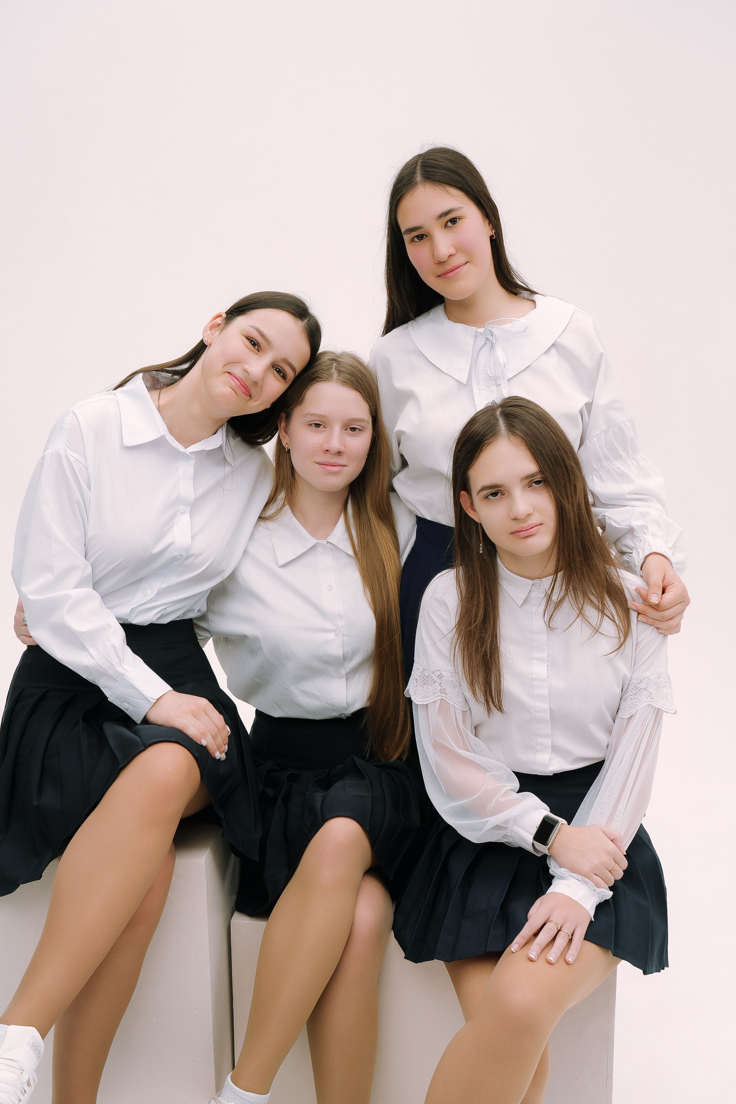 Фото студия- старшая школа. Выпускные альбомы Натальи Бутко: Новороссийск, Анапа, Геленджик