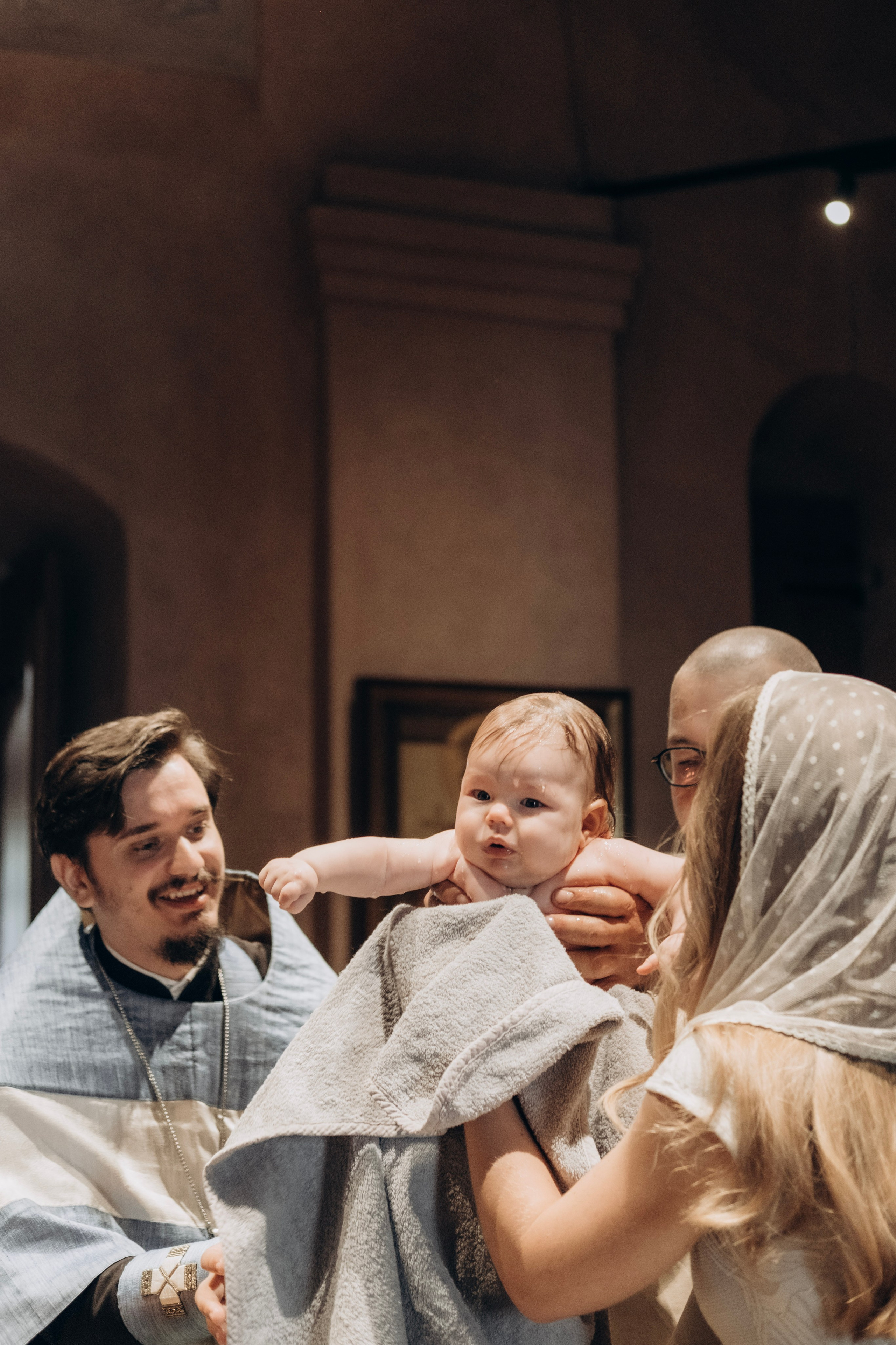 Таинство крещения Макария. Главная