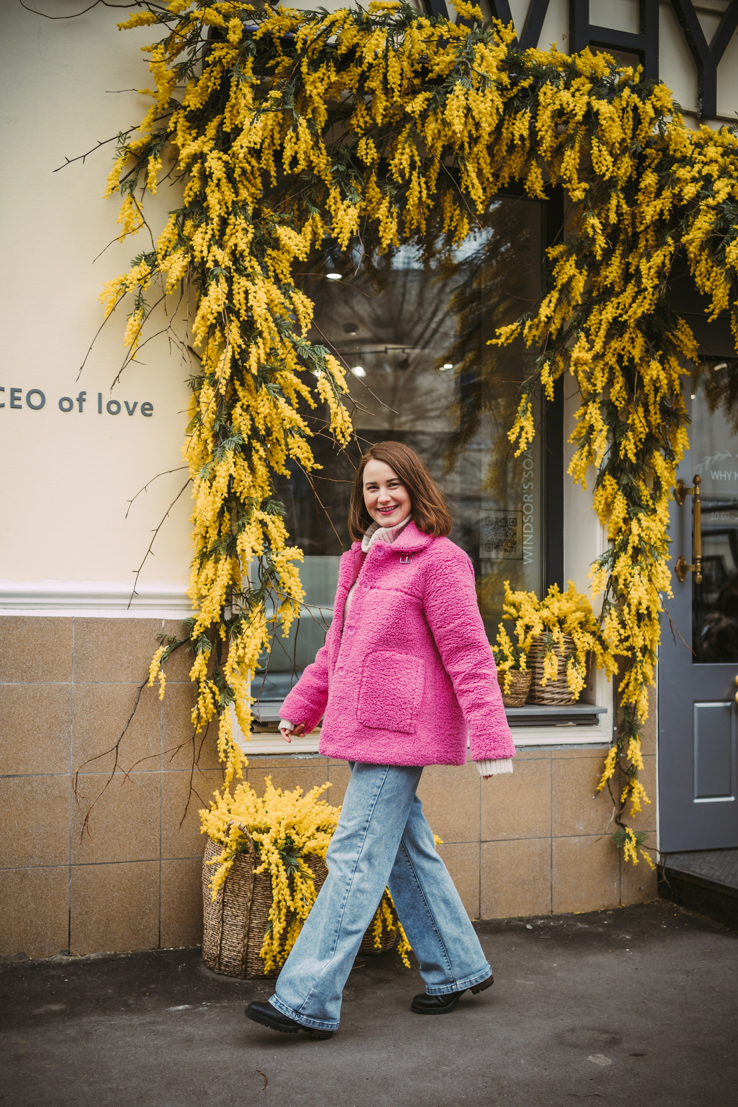 Фотосессия с мимозой. Женский фотограф в Москве Кристина Чечина