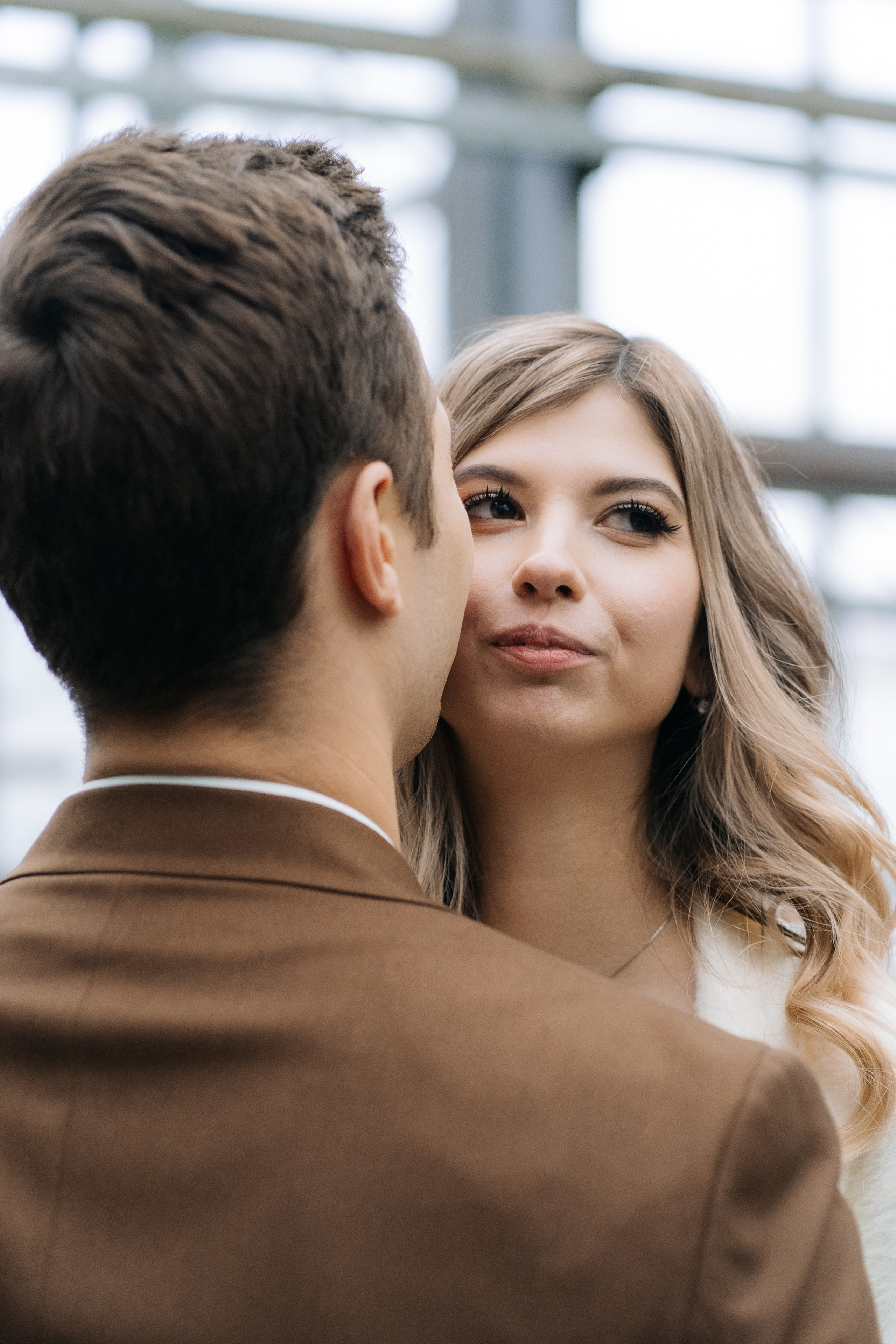 Свадебная фотосессия в оранжерее, Москва. Свадебный фотограф в Москве Анна Полушина