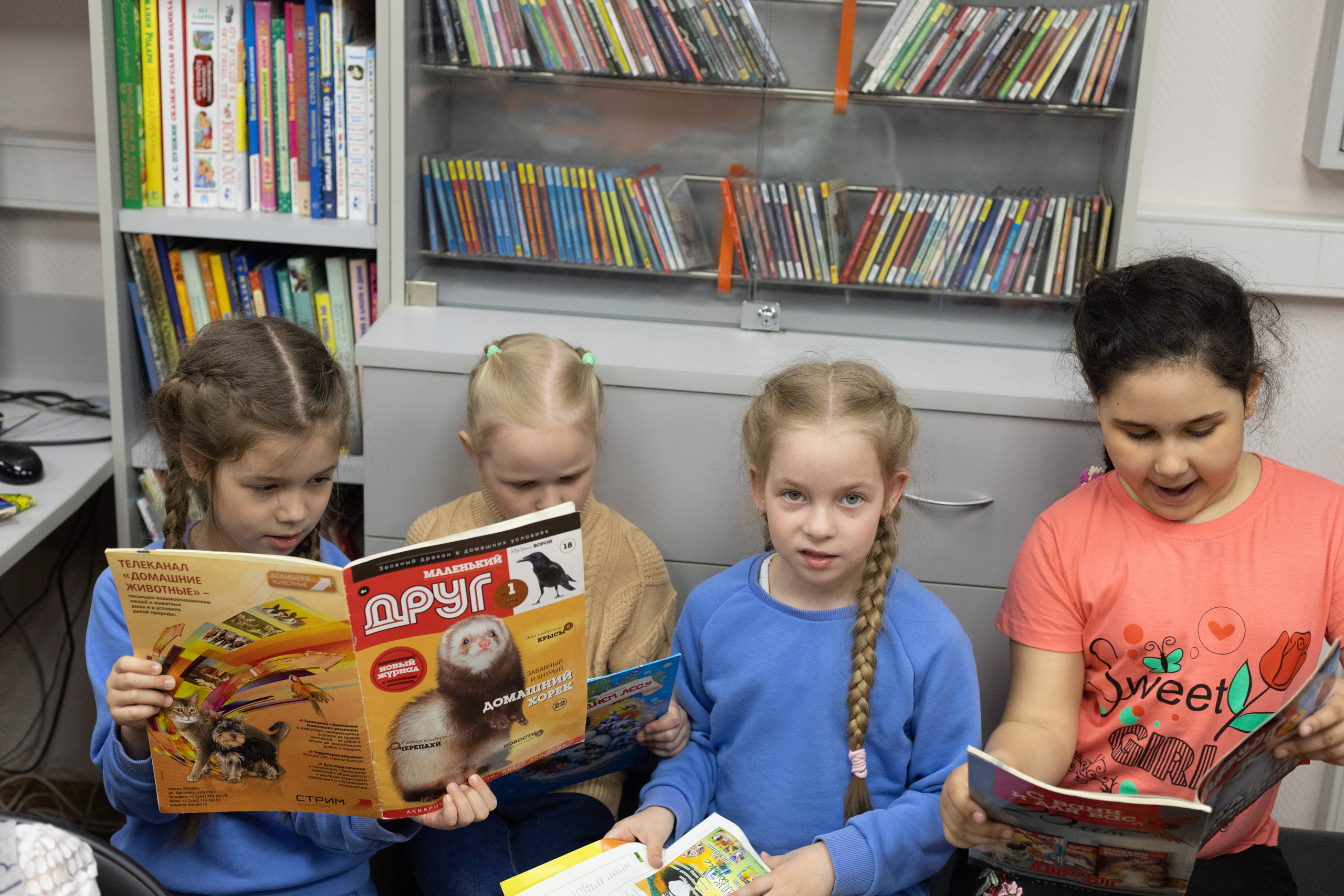 Экскурсия в библиотеку 17 гр детский сад № 30. Юлия Разваркина фотограф Подольск