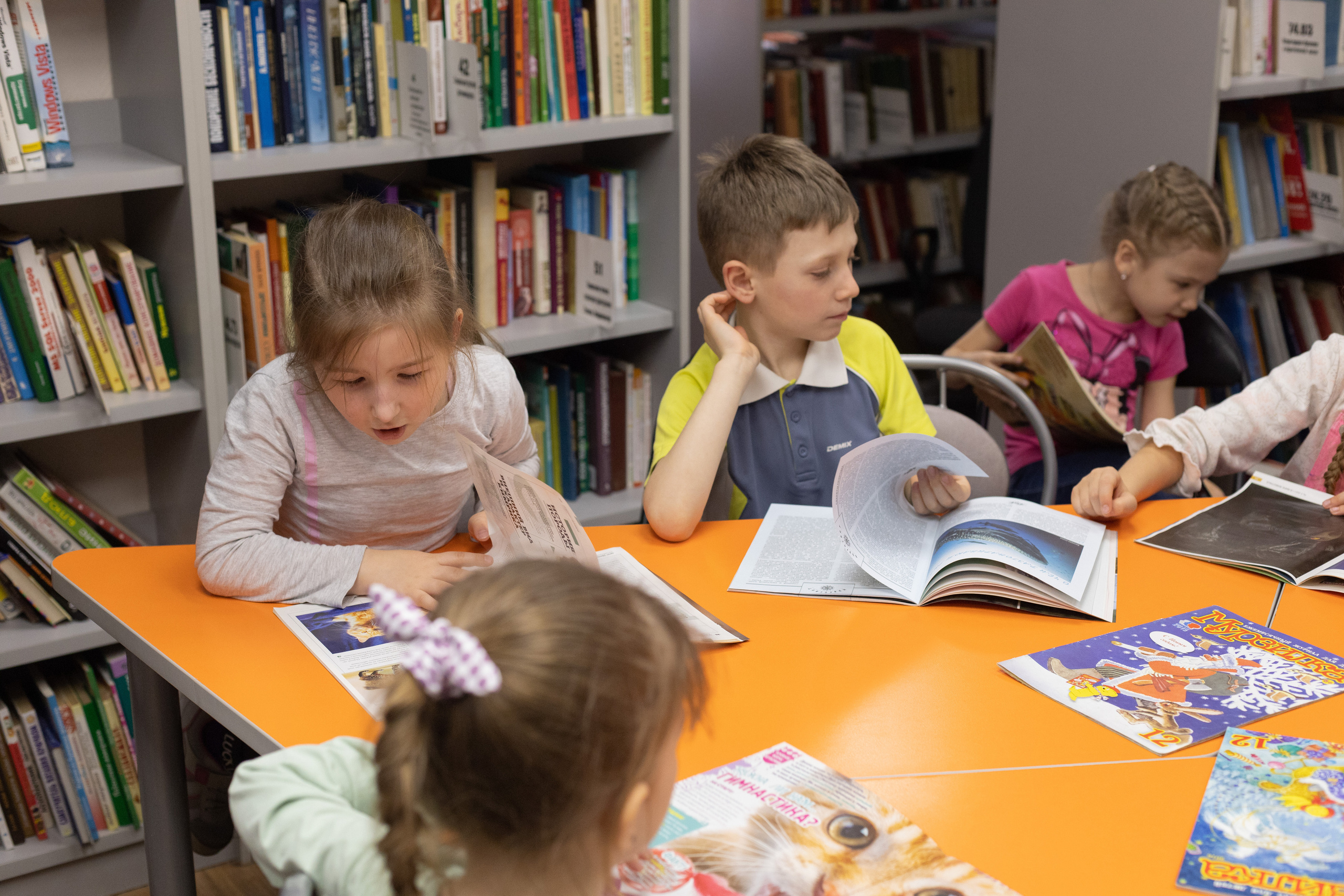 Экскурсия в библиотеку 17 гр детский сад № 30. Юлия Разваркина фотограф Подольск