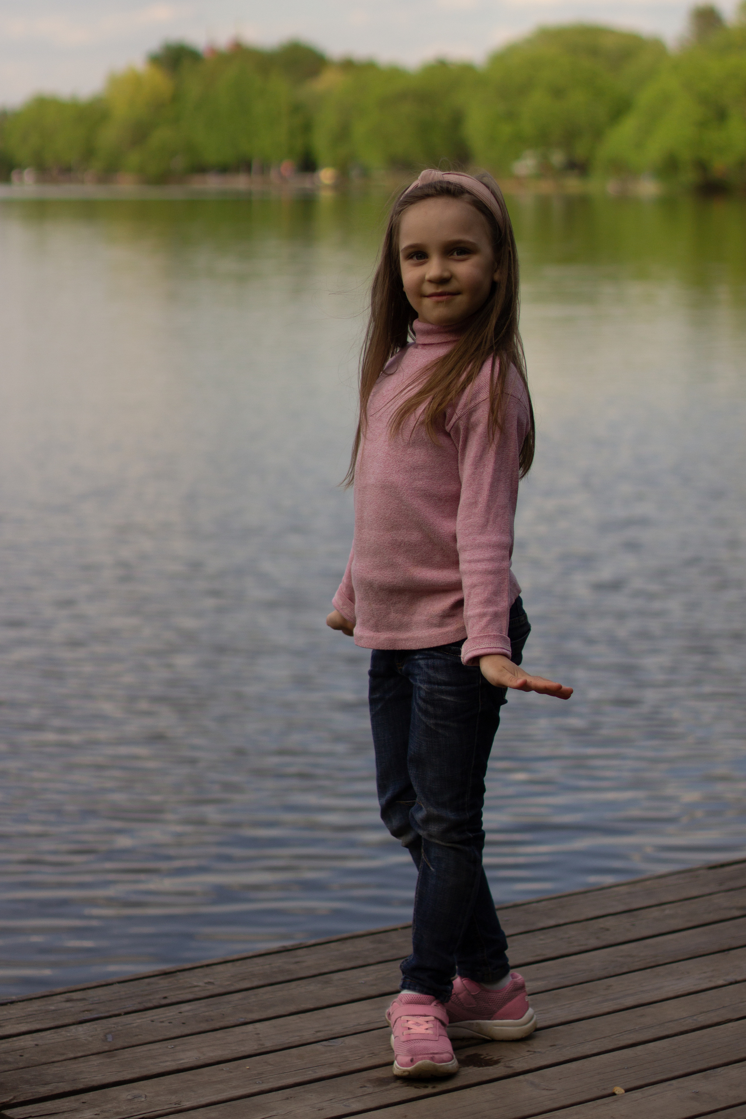 Юля с дочками в Мещерском парке. Юлия Разваркина фотограф Подольск