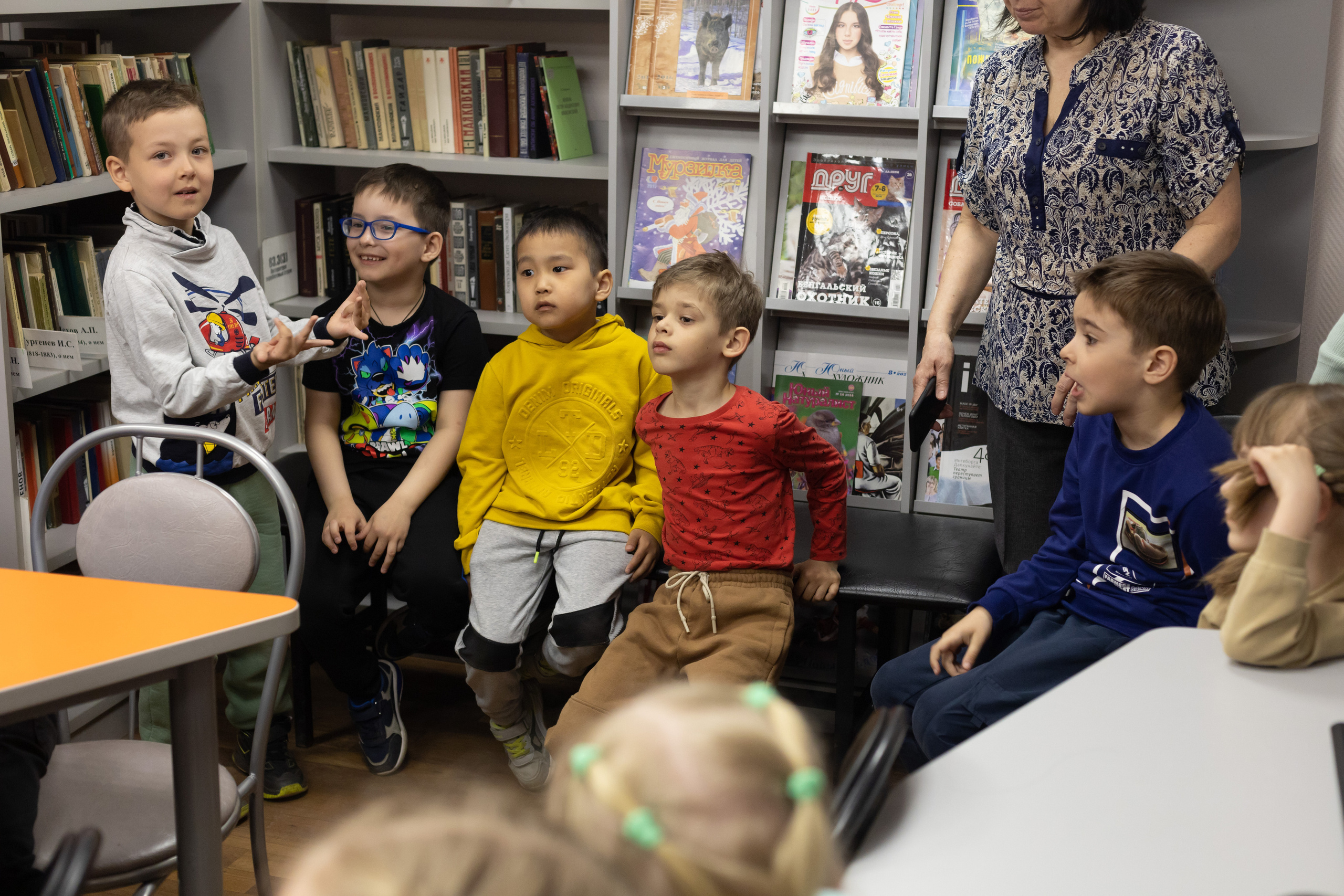 Экскурсия в библиотеку 17 гр детский сад № 30. Юлия Разваркина фотограф Подольск