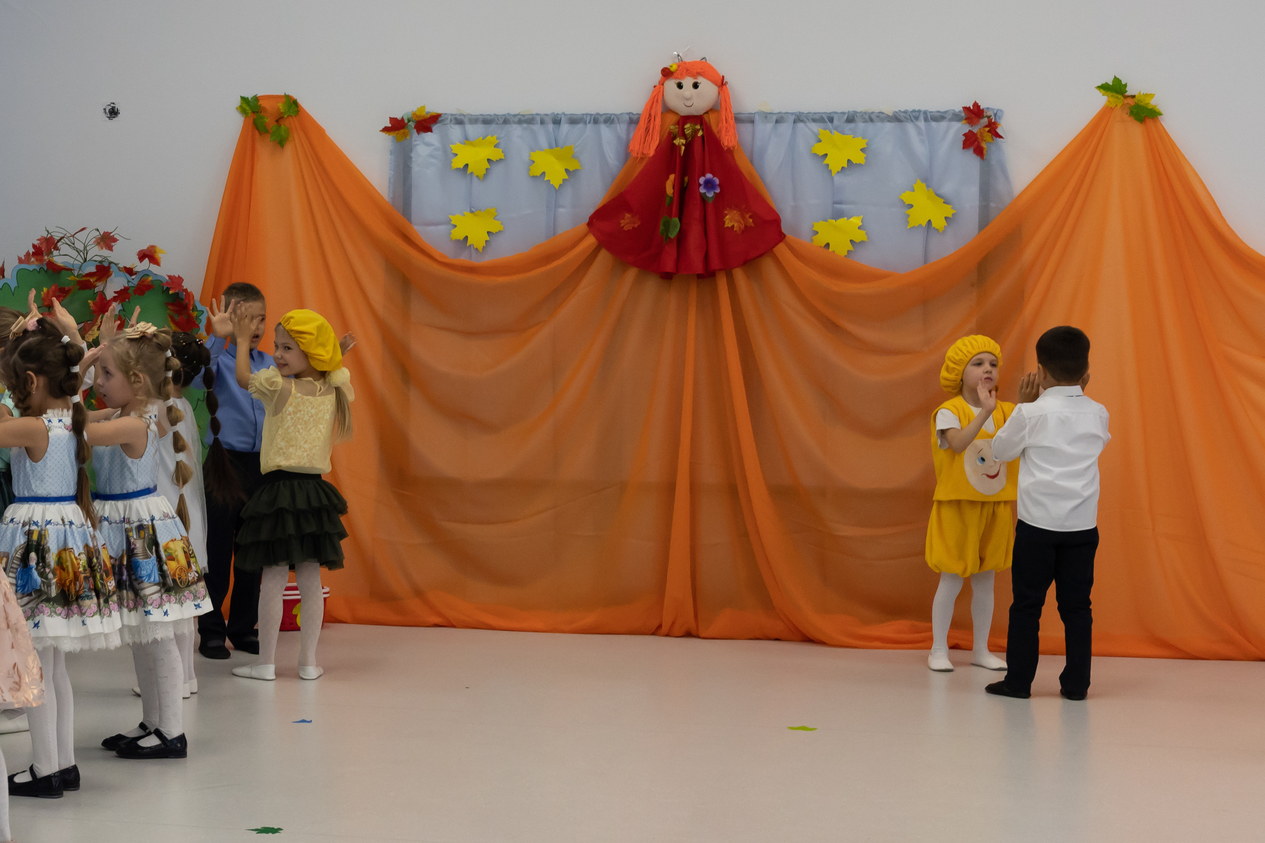Осенний бал в детском саду № 30 гр 17. Юлия Разваркина фотограф Подольск