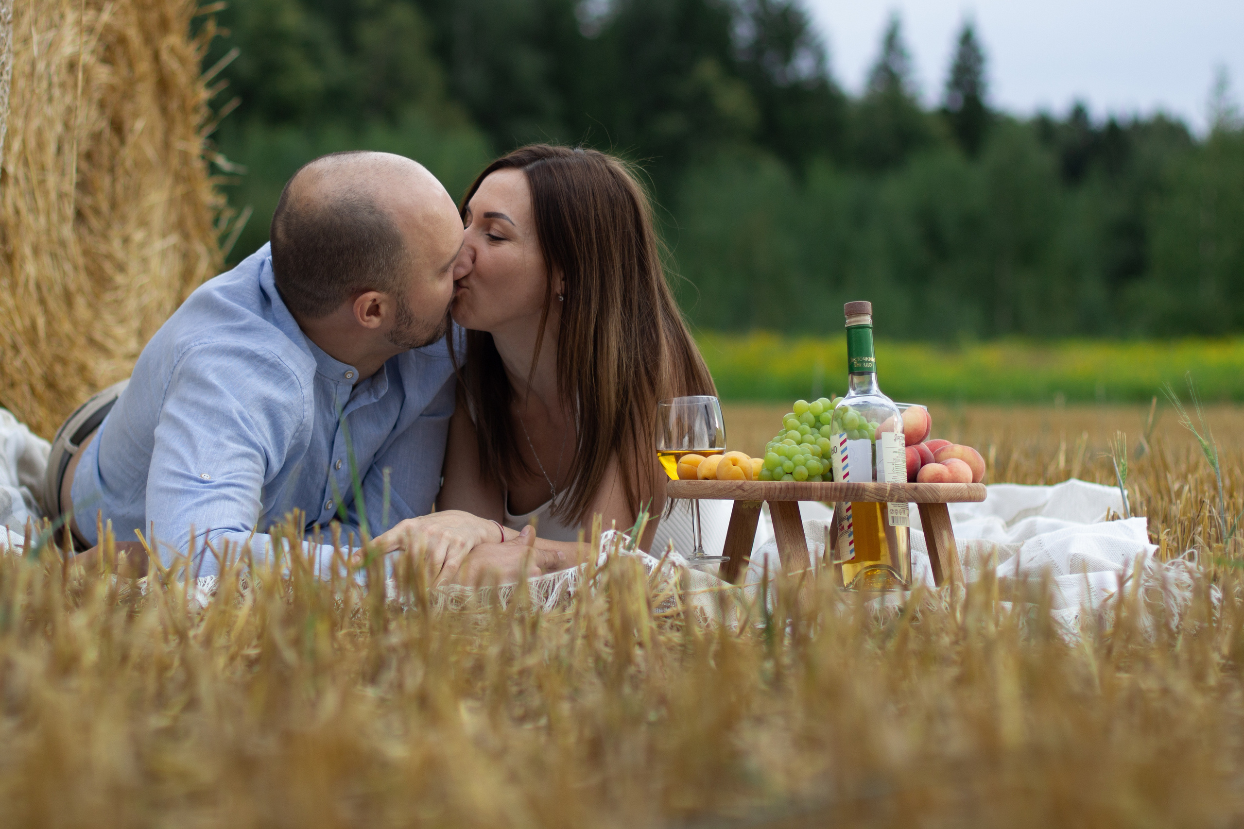 Юля и Максим съемка в поле. Юлия Разваркина фотограф Подольск