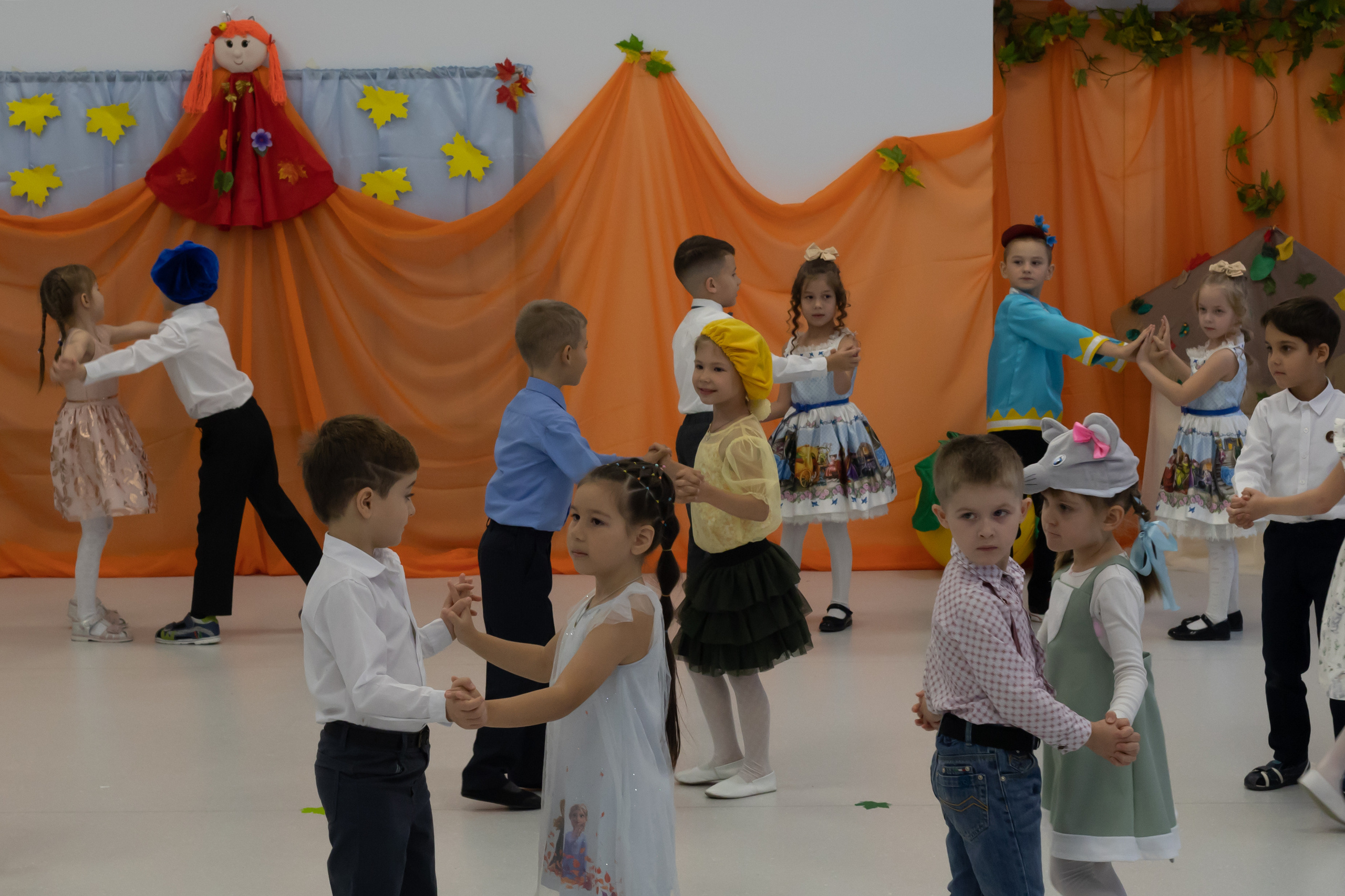 Осенний бал в детском саду № 30 гр 17. Юлия Разваркина фотограф Подольск