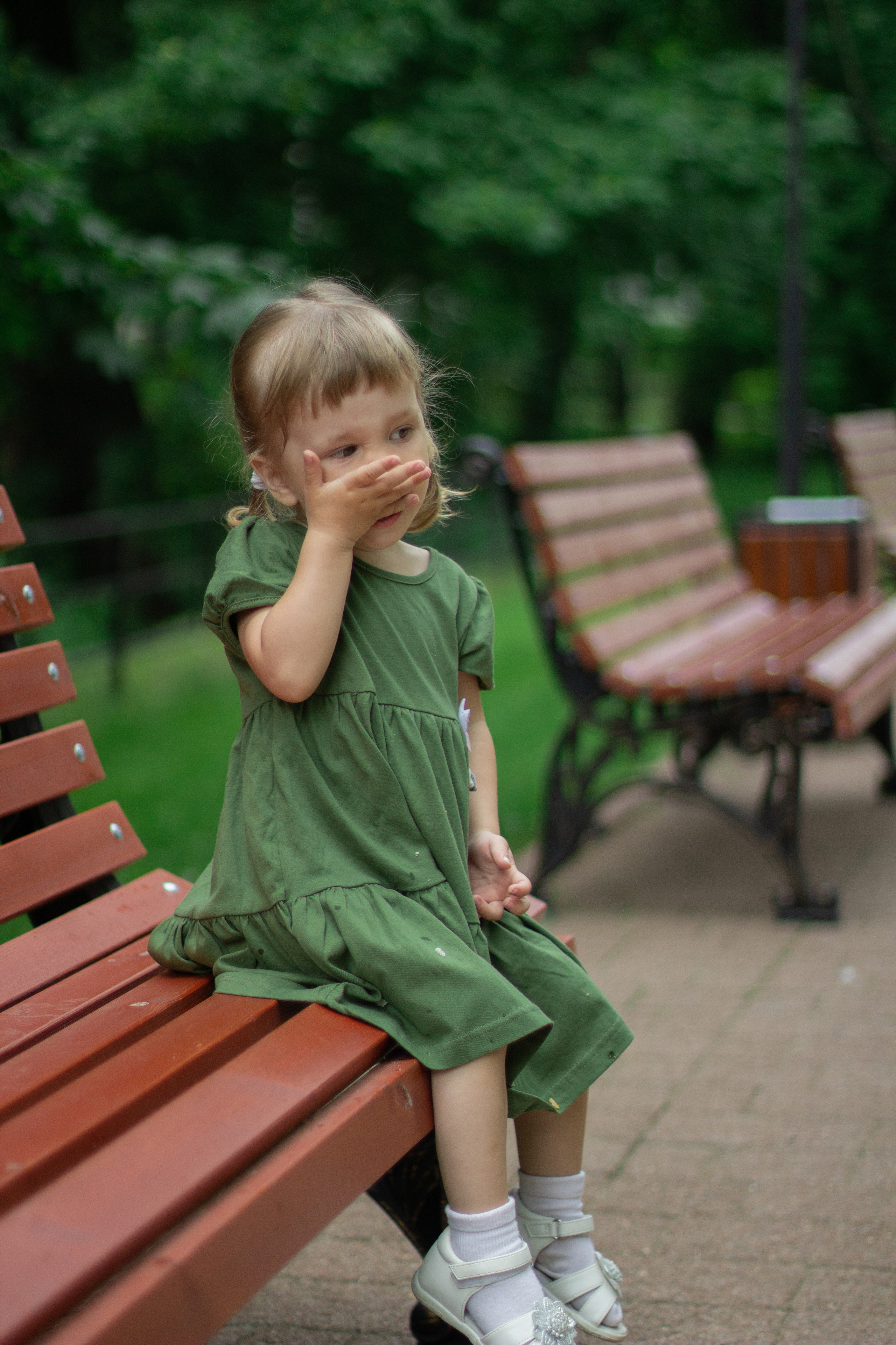 Варя и Ксюша в Остафьево летом. Юлия Разваркина фотограф Подольск