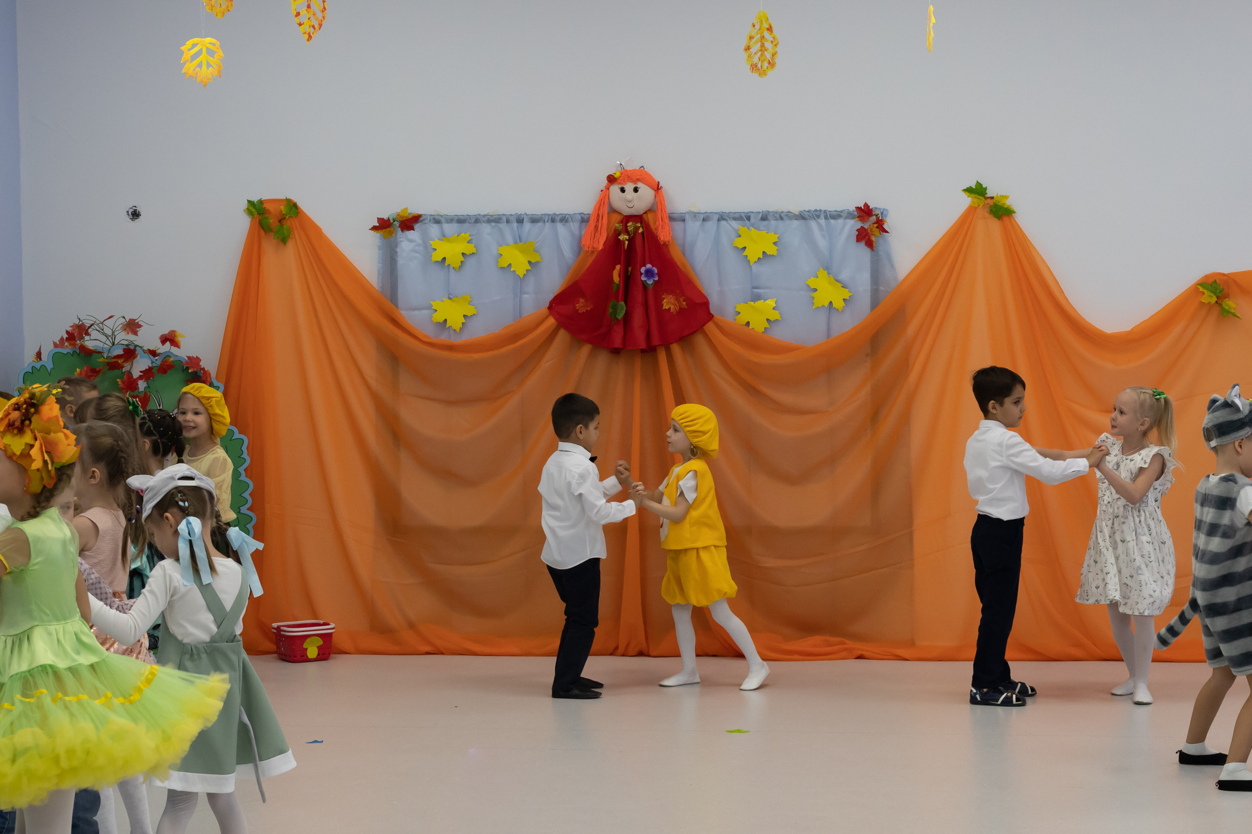 Осенний бал в детском саду № 30 гр 17. Юлия Разваркина фотограф Подольск