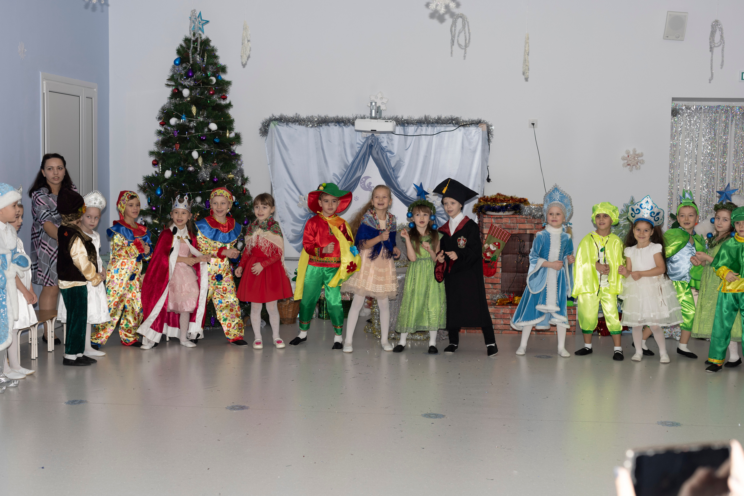 Новогодний спектакль детский сад № 30 гр 17. Юлия Разваркина фотограф Подольск