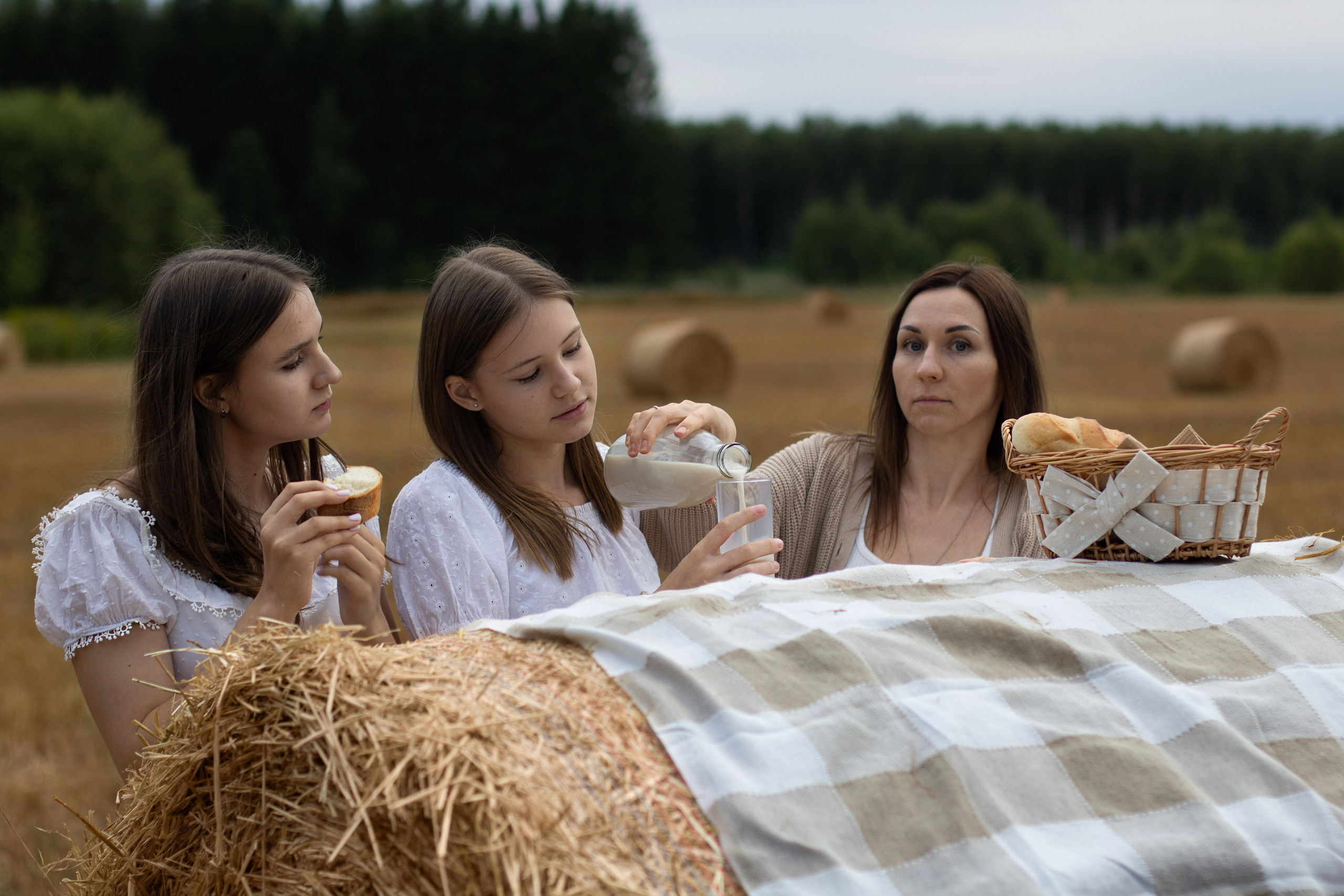 Юля и Максим съемка в поле. Юлия Разваркина фотограф Подольск