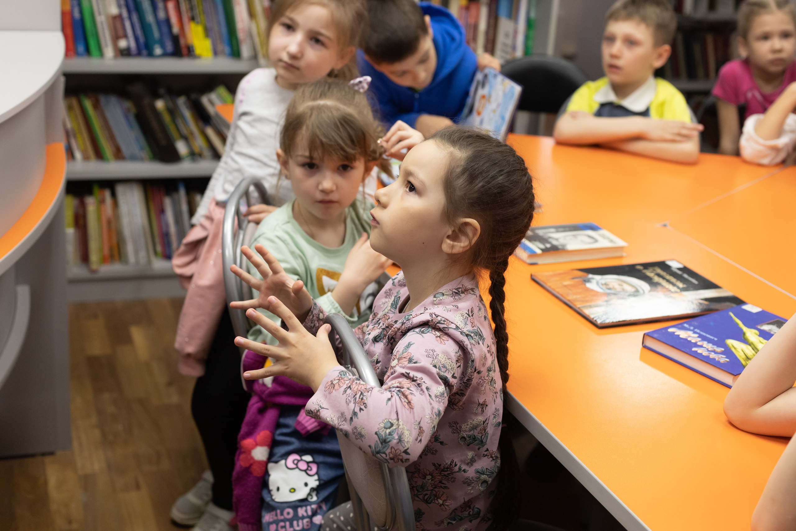 Экскурсия в библиотеку 17 гр детский сад № 30. Юлия Разваркина фотограф Подольск