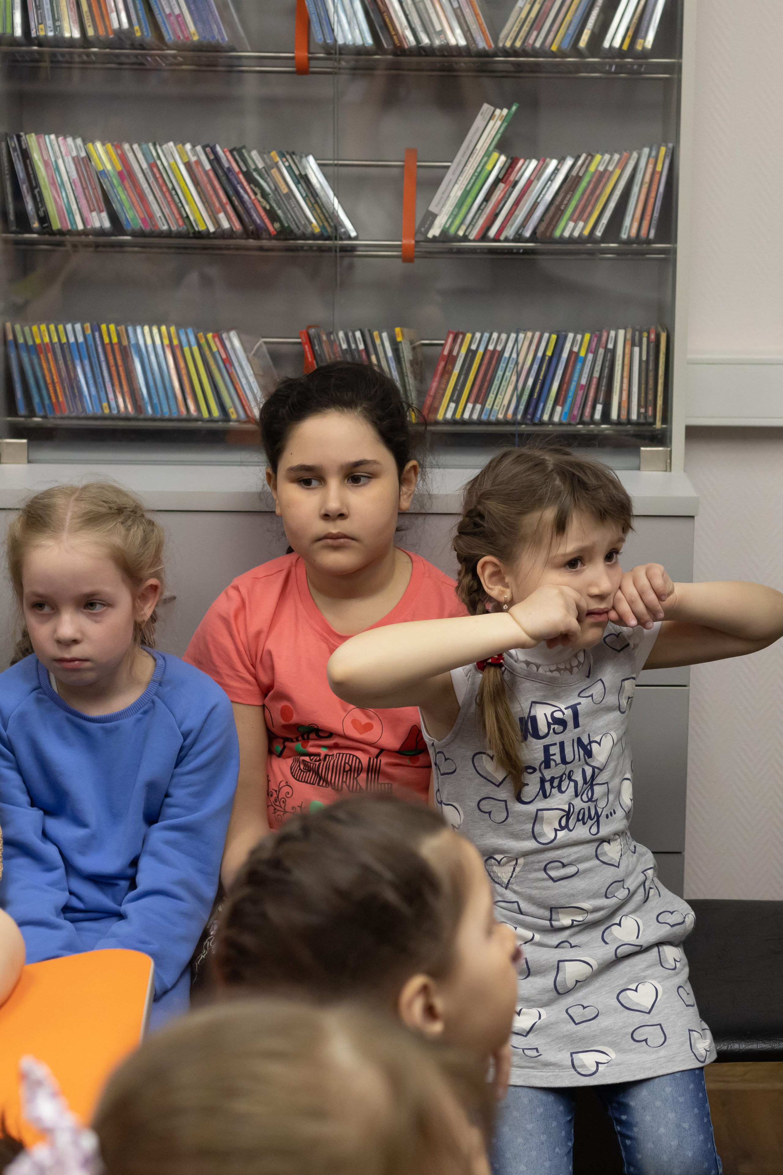 Экскурсия в библиотеку 17 гр детский сад № 30. Юлия Разваркина фотограф Подольск