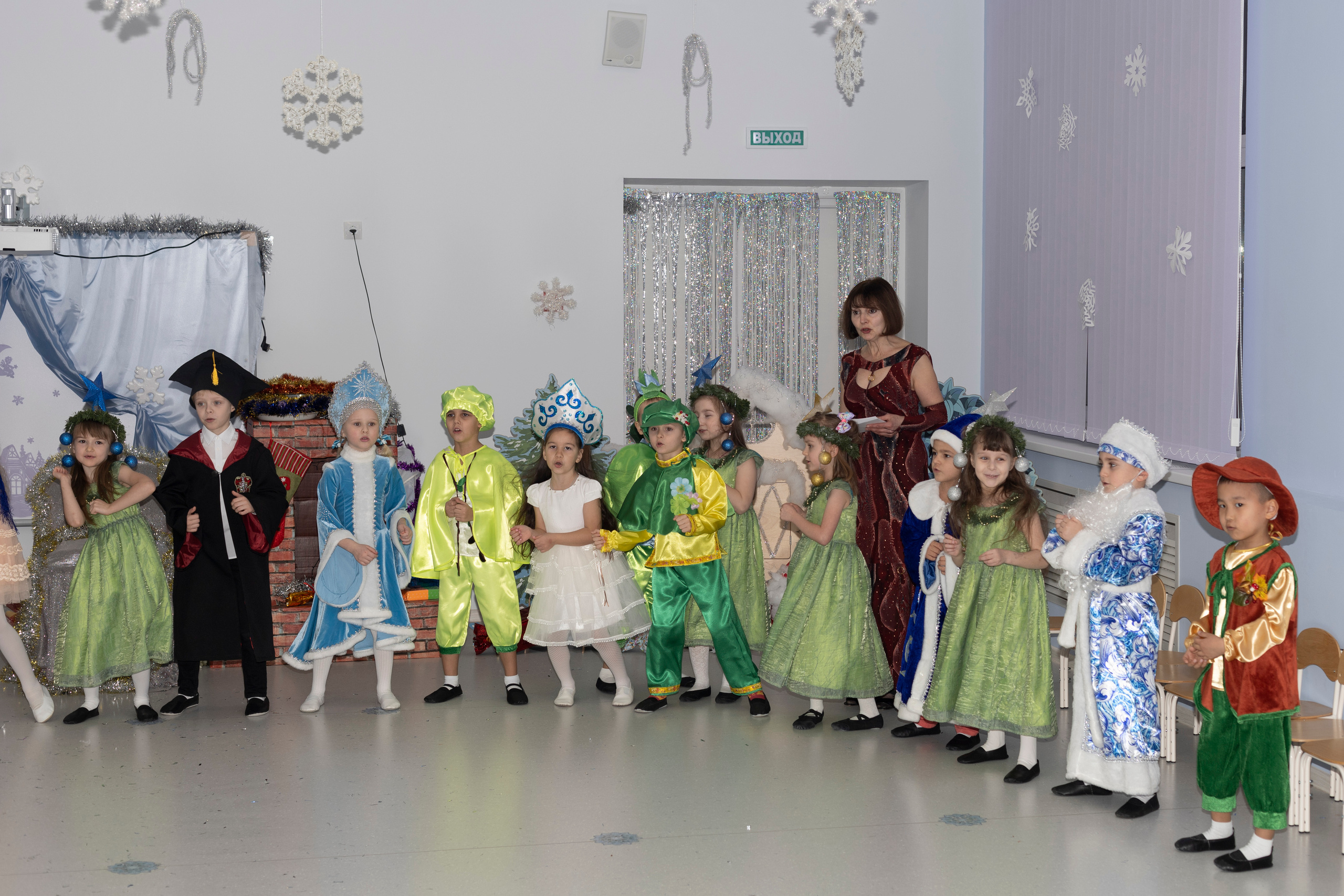 Новогодний спектакль детский сад № 30 гр 17. Юлия Разваркина фотограф Подольск