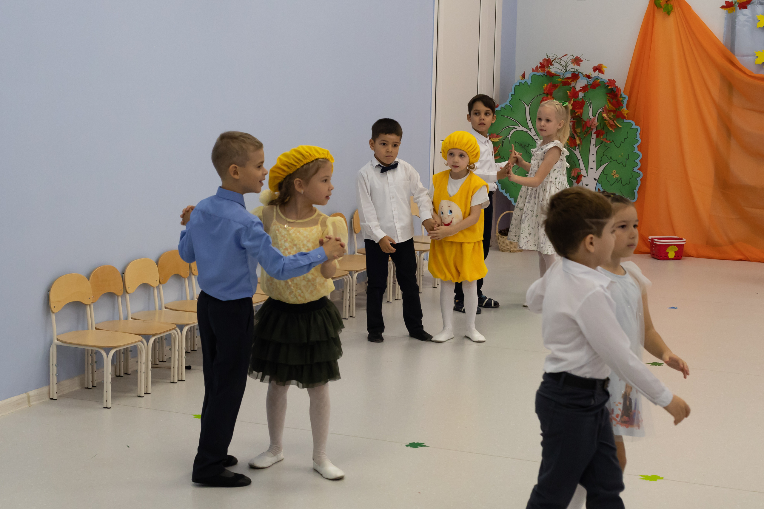 Осенний бал в детском саду № 30 гр 17. Юлия Разваркина фотограф Подольск