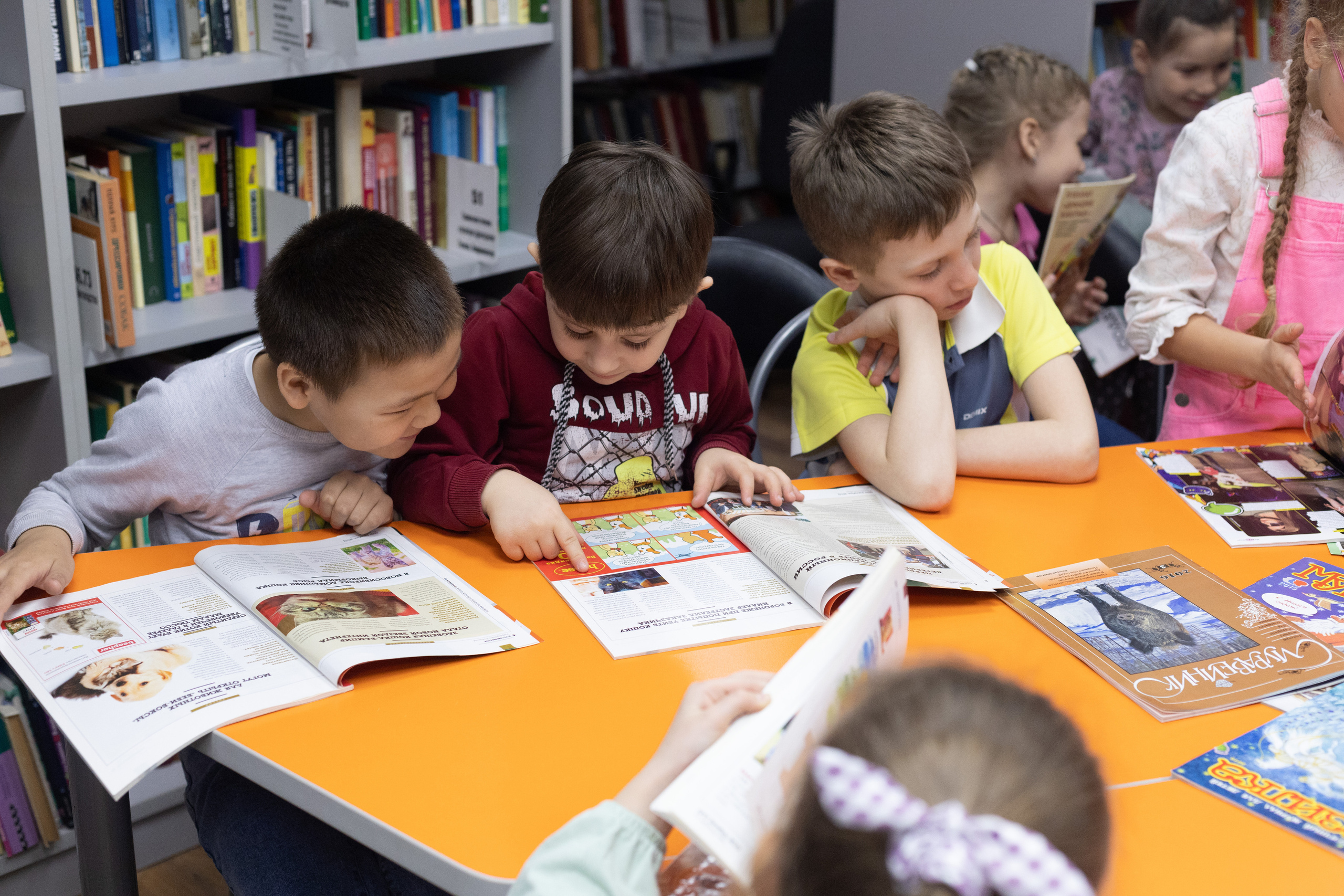 Экскурсия в библиотеку 17 гр детский сад № 30. Юлия Разваркина фотограф Подольск