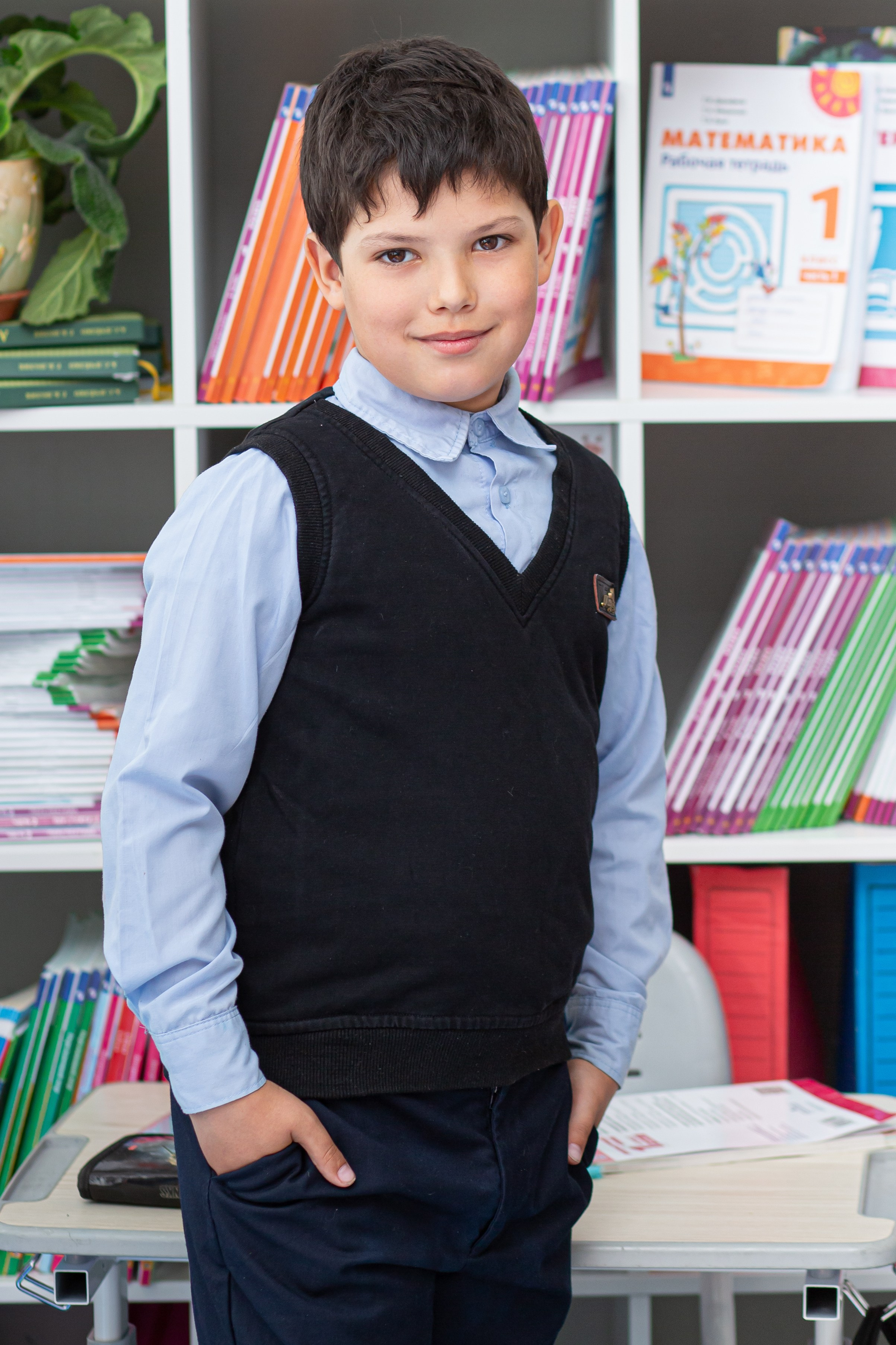 Фотосъёмка для выпускных альбомов из начальной школы. Свадебный, семейный, детский фотограф в Санкт-Петербурге