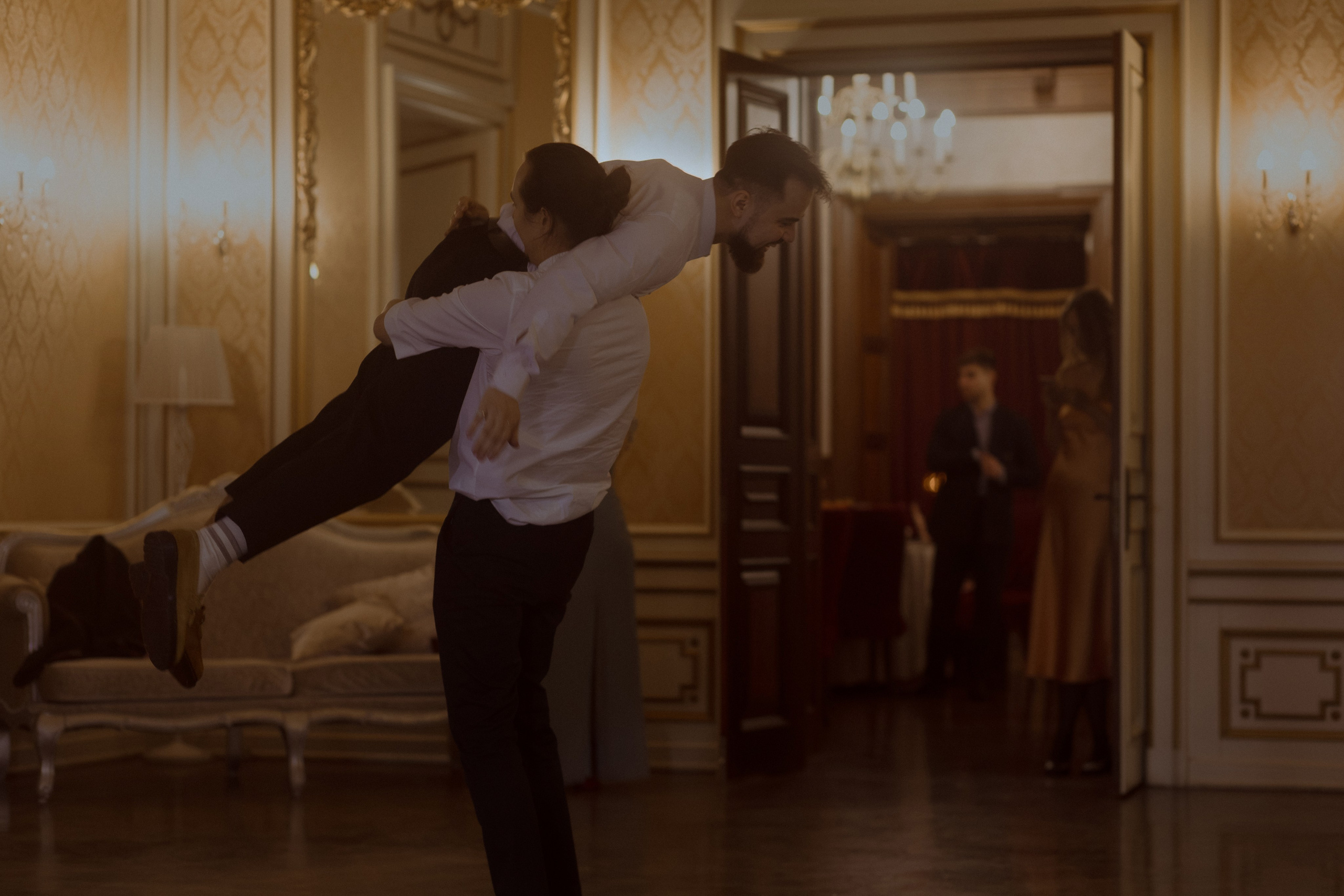 Welcome back to your own dinner party. Фотограф Лия Козловская Минск