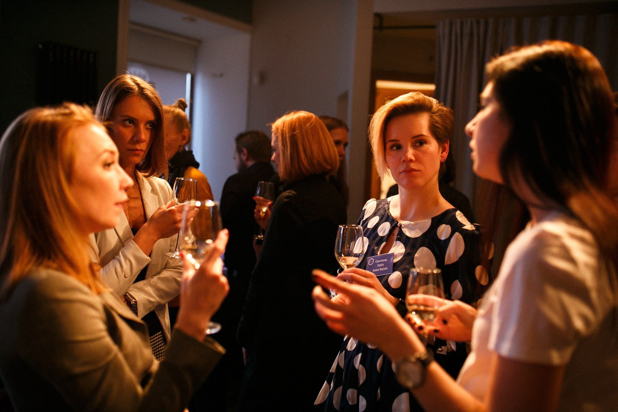 «КНИГИ И КОФЕ». Рабочая сторона — бизнес портрет и репортаж в Санкт-Петербурге