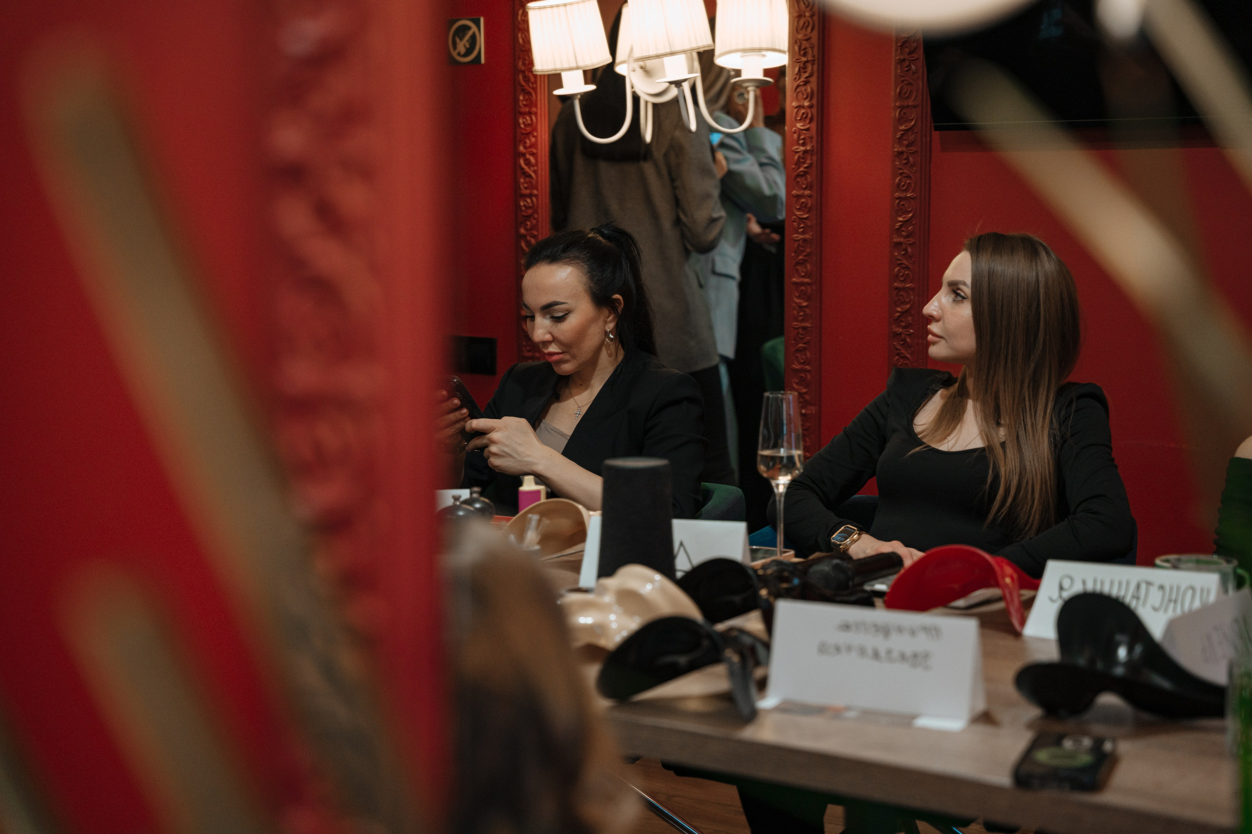 Мафия. Бар FINCH. ЖЕНСКИЙ КЛУБ LAXMI. Портретный фотограф в Санкт-Петербурге Дмитриева Наталия