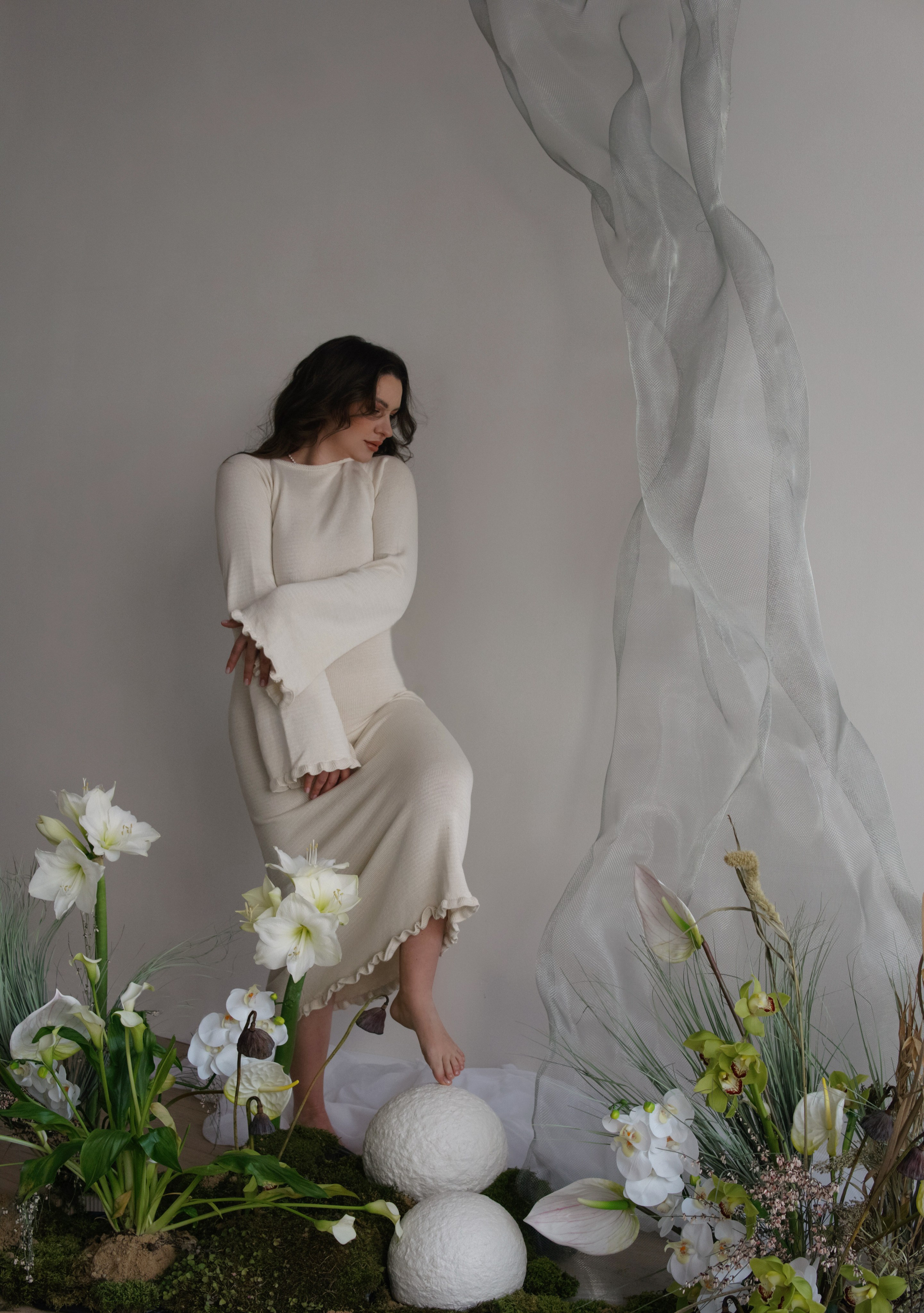 Анна, съемка с цветами. Фотограф в Минске Света Григорьева