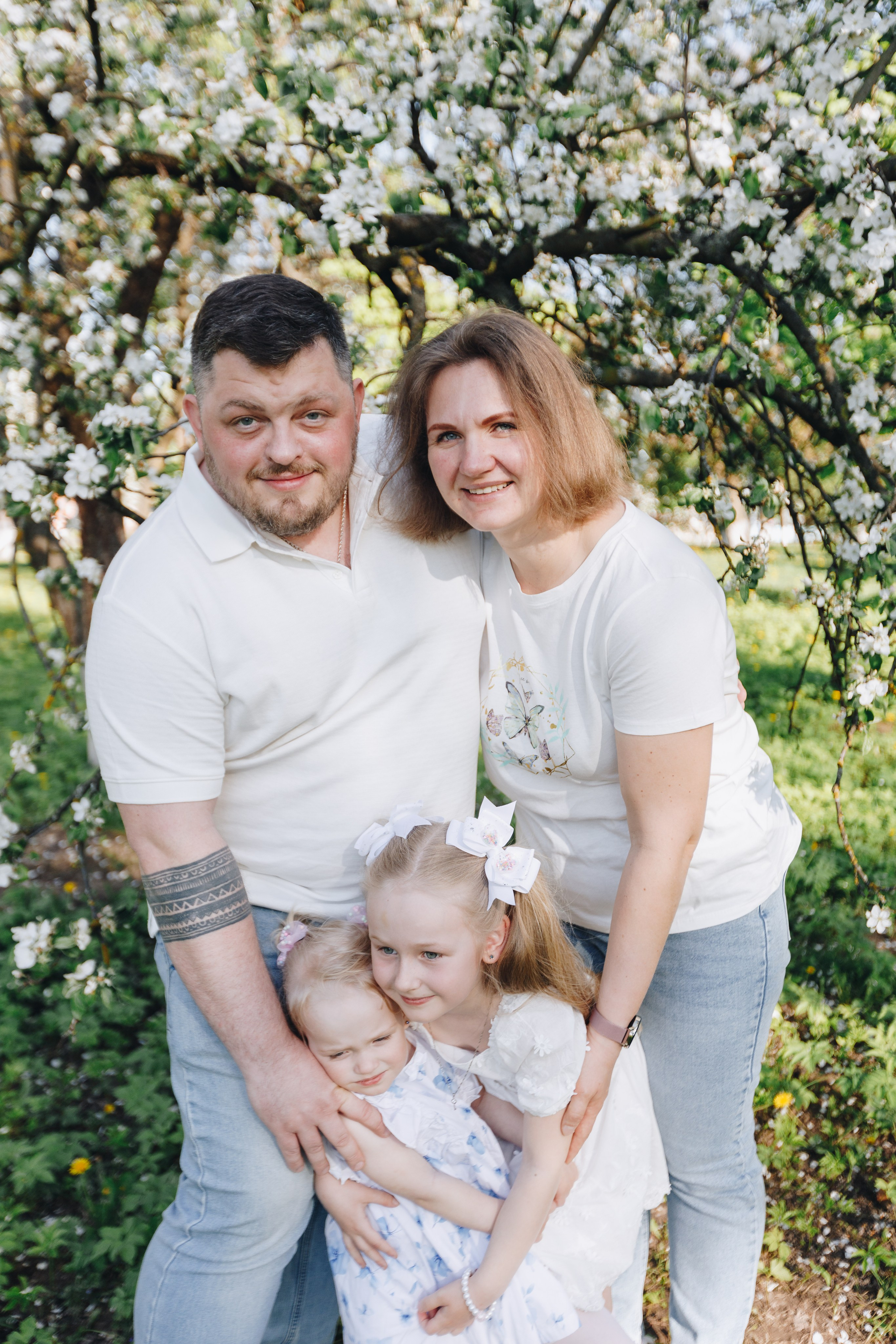 Семья весной. Свадебный семейный фотограф и видеограф Гомель Минск Беларусь Европа