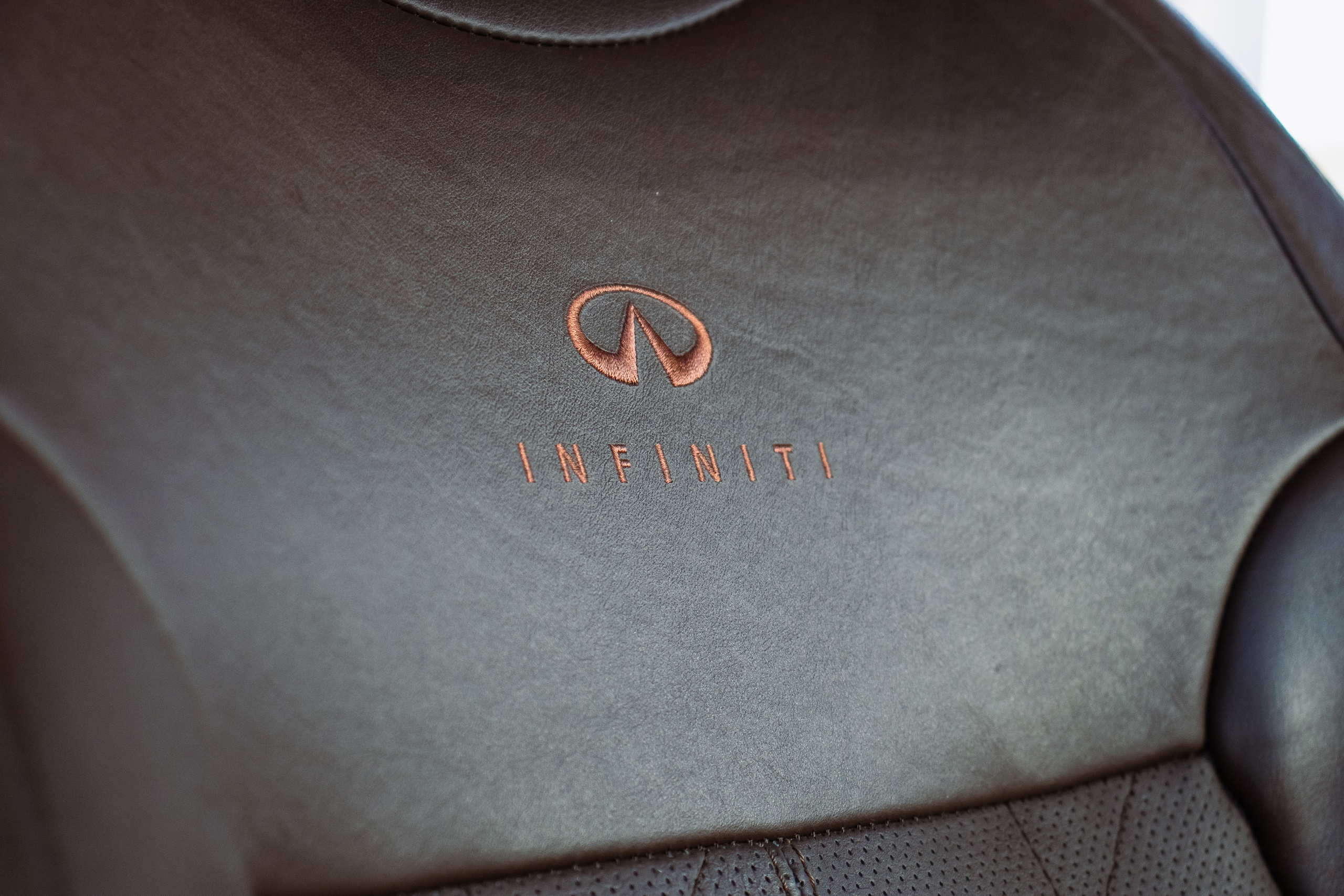 Infiniti QX70. Репортажный фотограф Минск ❘ Костецкий Илья ❘ Беларусь