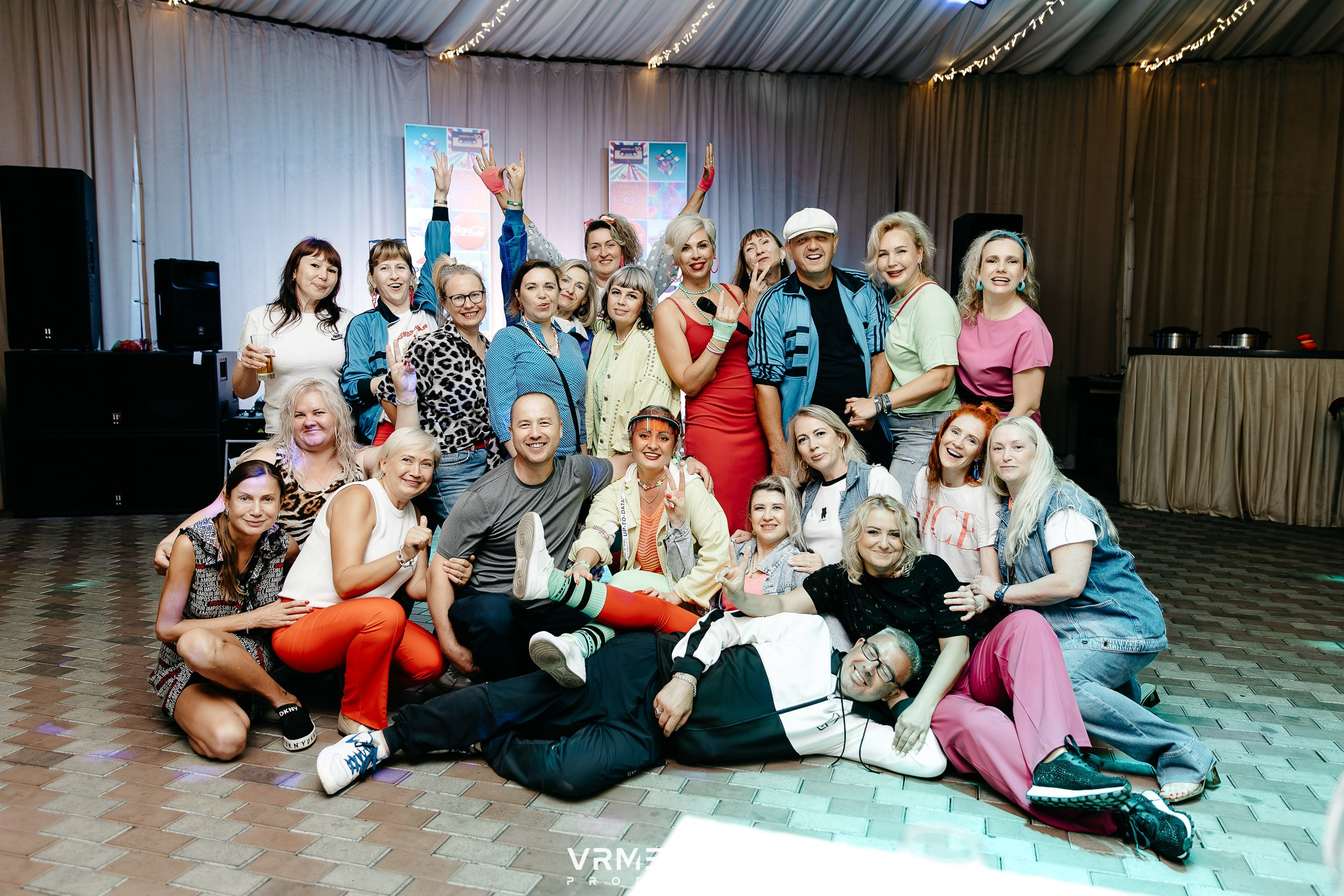 «Назад в 90-е!» в ресторане «Империя»