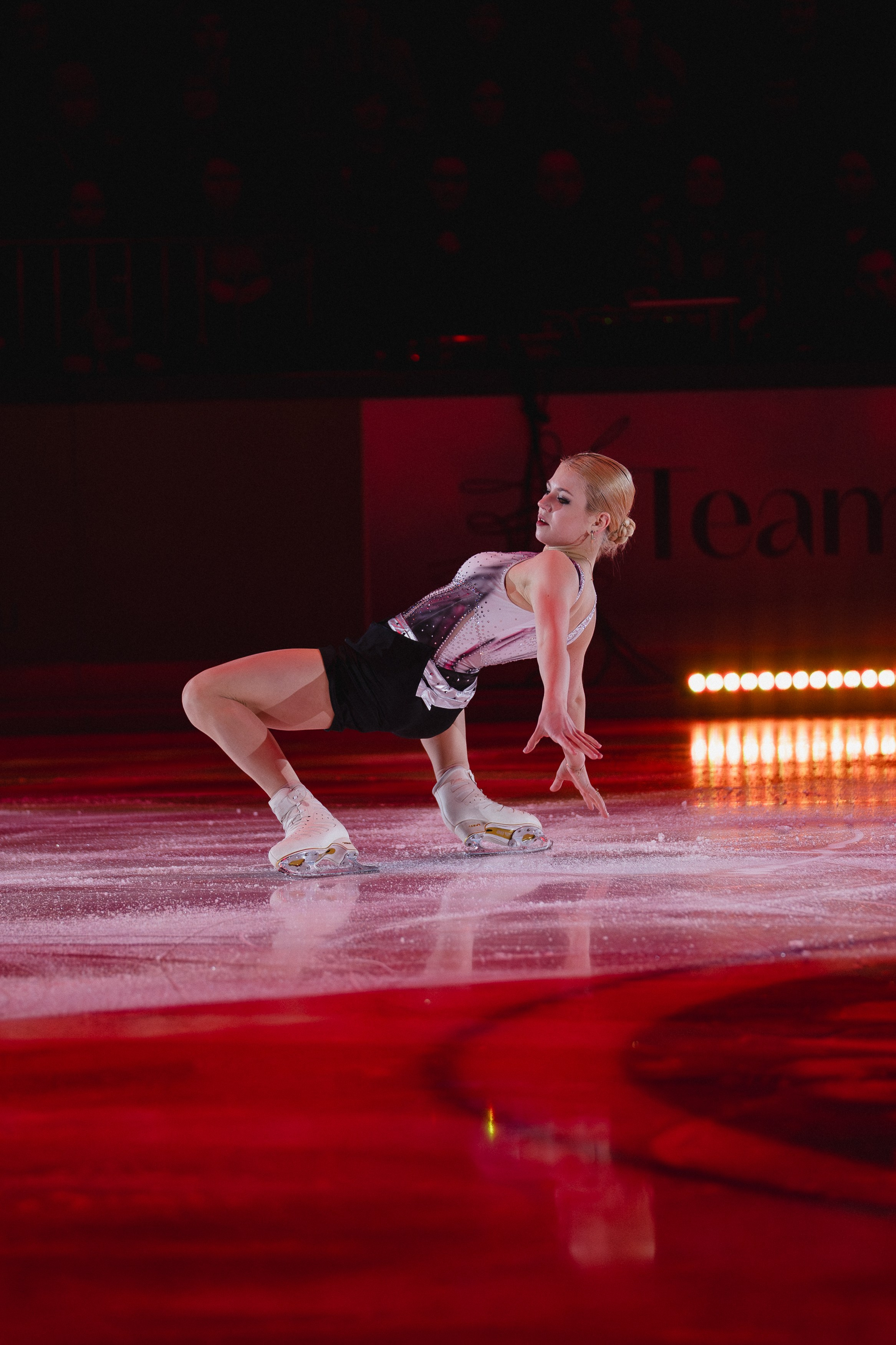 Шоу Этери Тутберидзе в Новосибирске. Воробьева Ксения — Спортивный и танцевальный фотограф Новосибирск