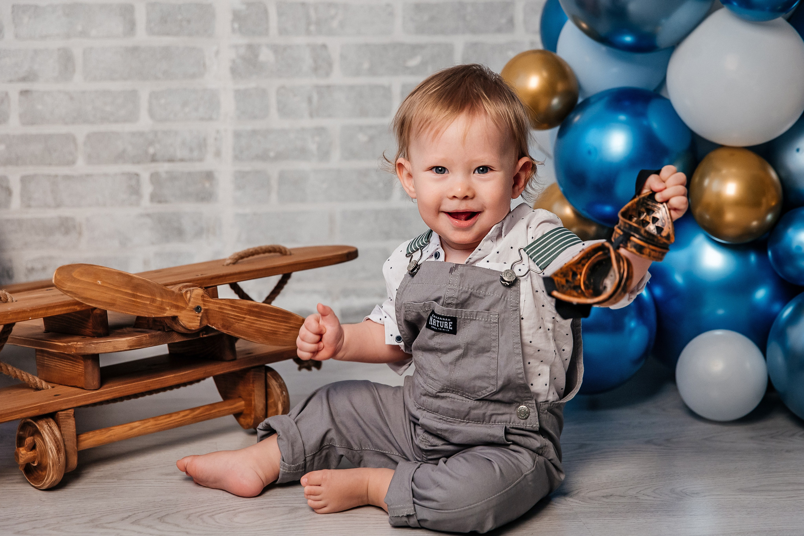 С шарами. Детский фотограф, выпускные альбомы в Нижнем Новгороде Бодягина Мария