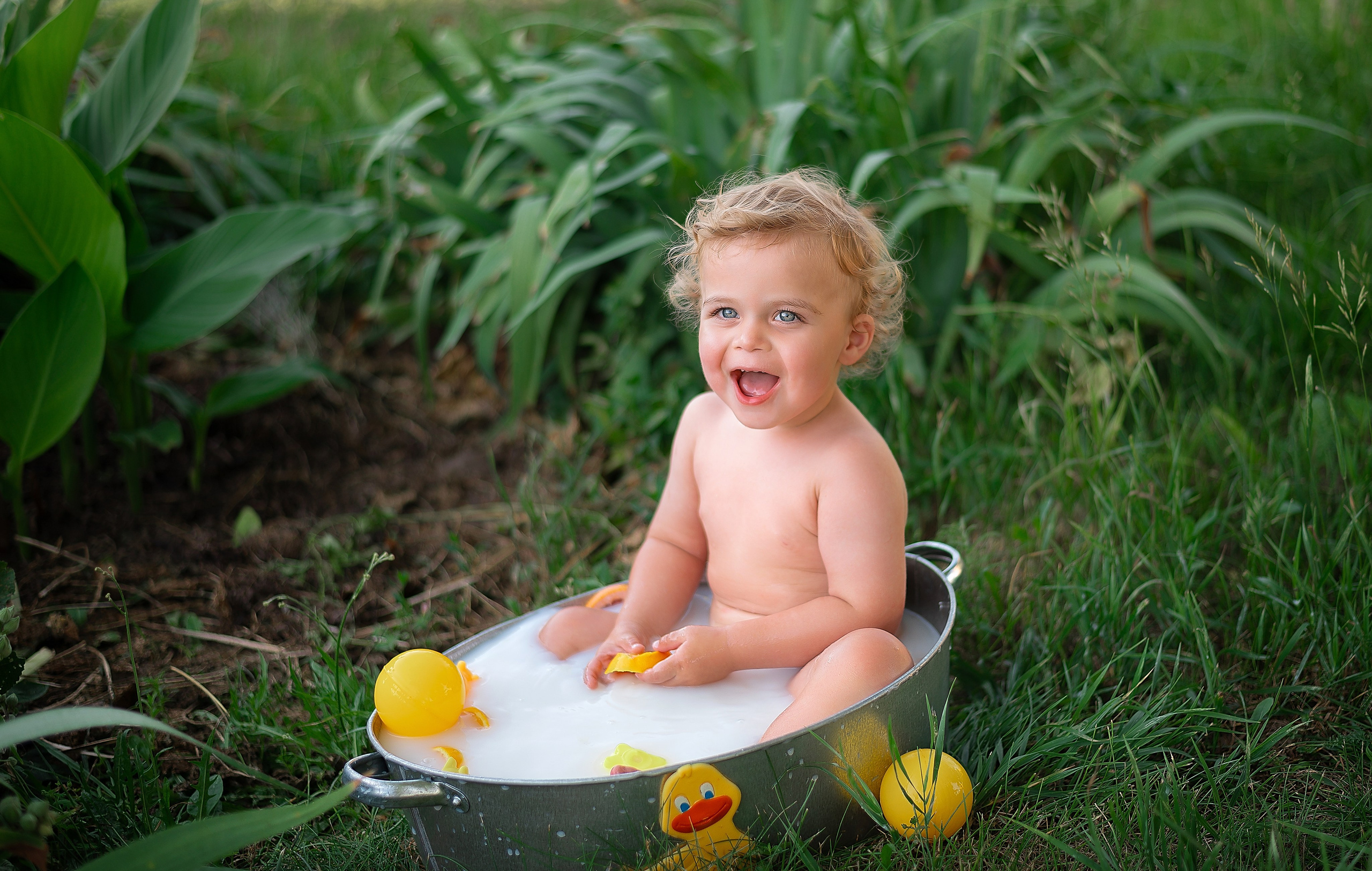 Молочная ванночка. Семейный и детский фотограф в Шатках и Арзамасе Александра Магомедова