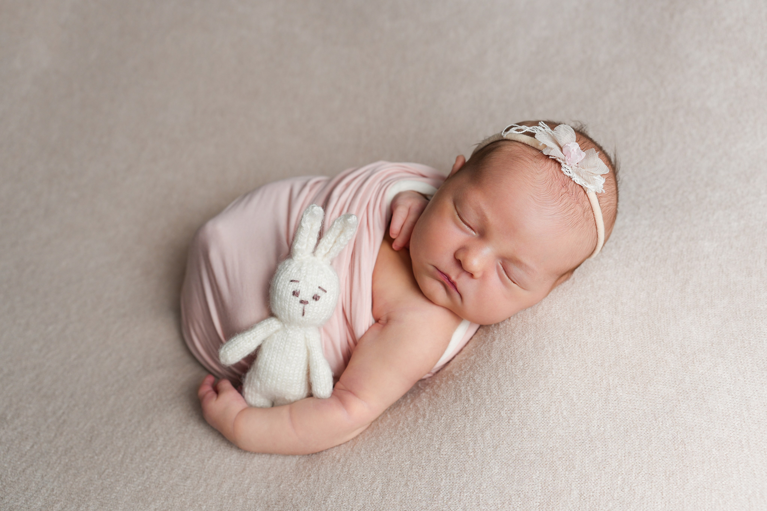Newborn. Фотограф новорожденных и детский фотограф в Екатеринбурге Ксени