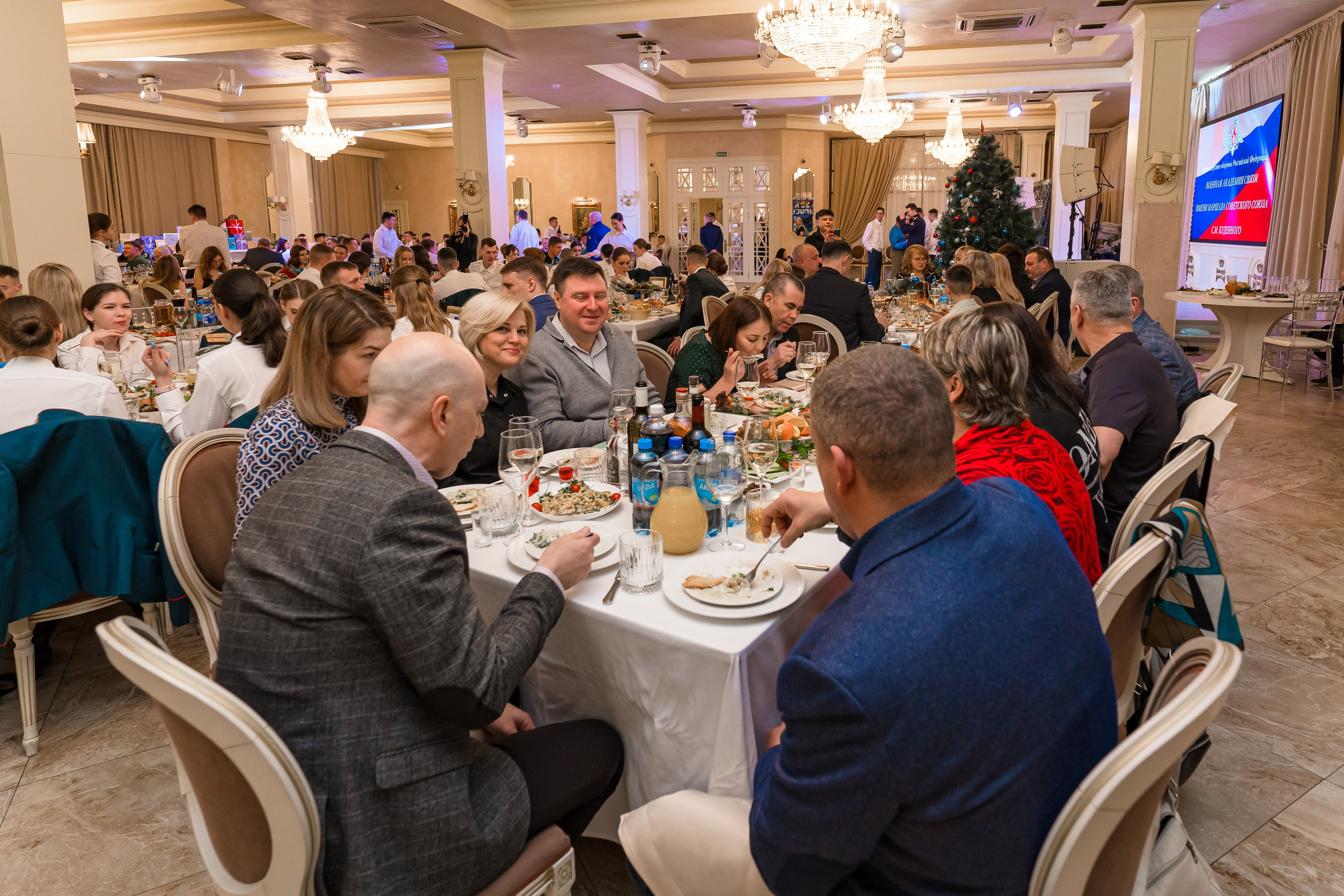 Фотосъемка выпуска военной академии и вручение дипломов